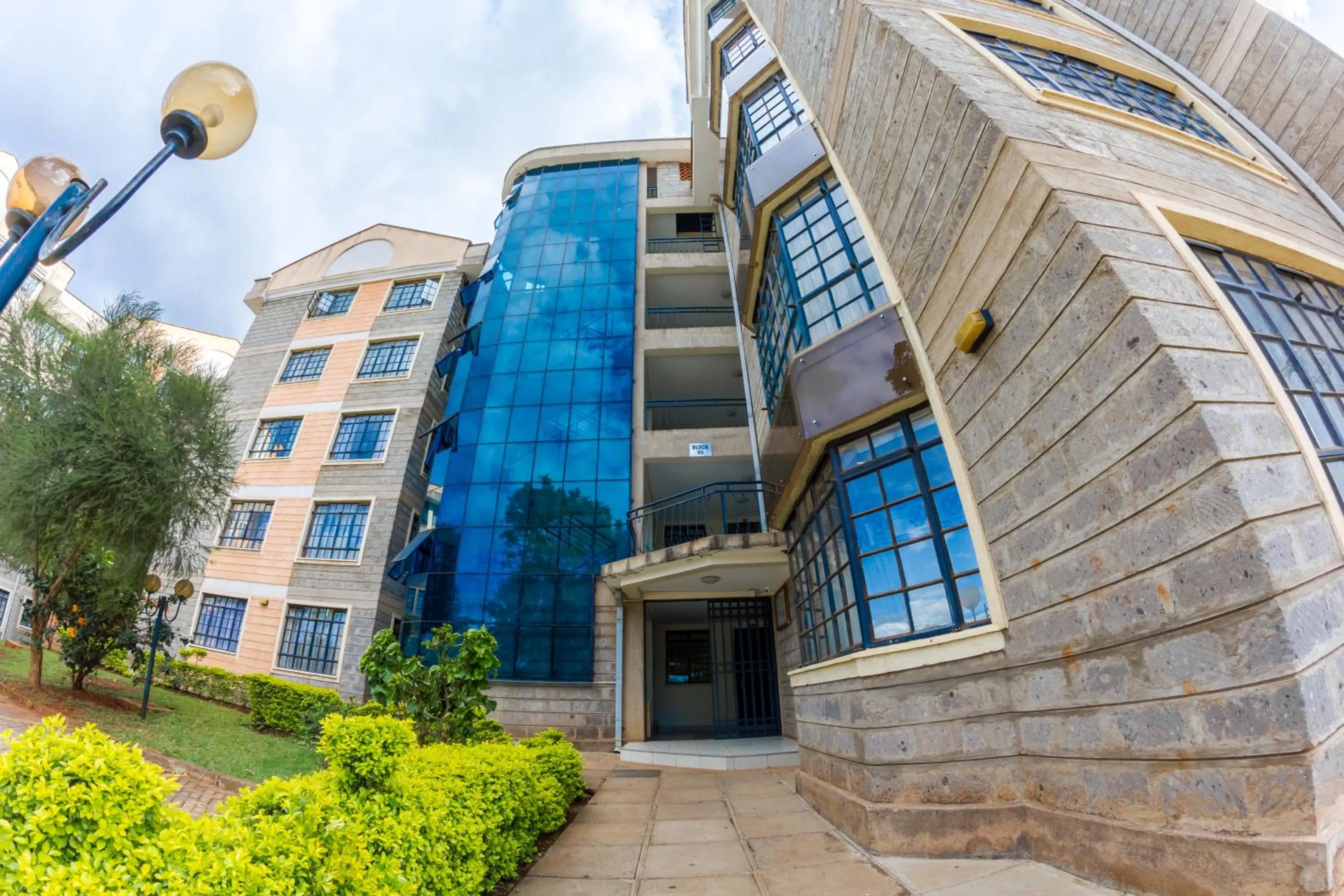 Property building in Takdiri Homes