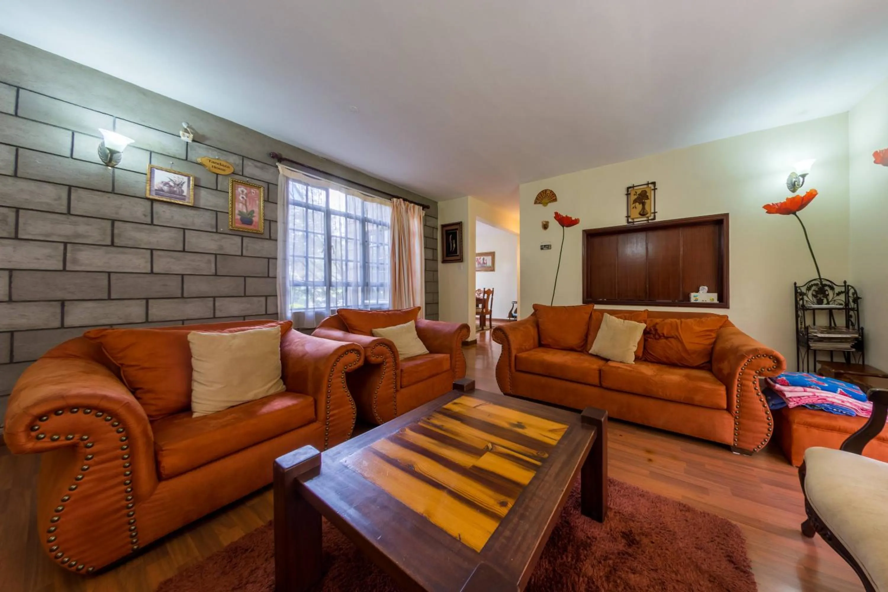 Living room in Takdiri Homes