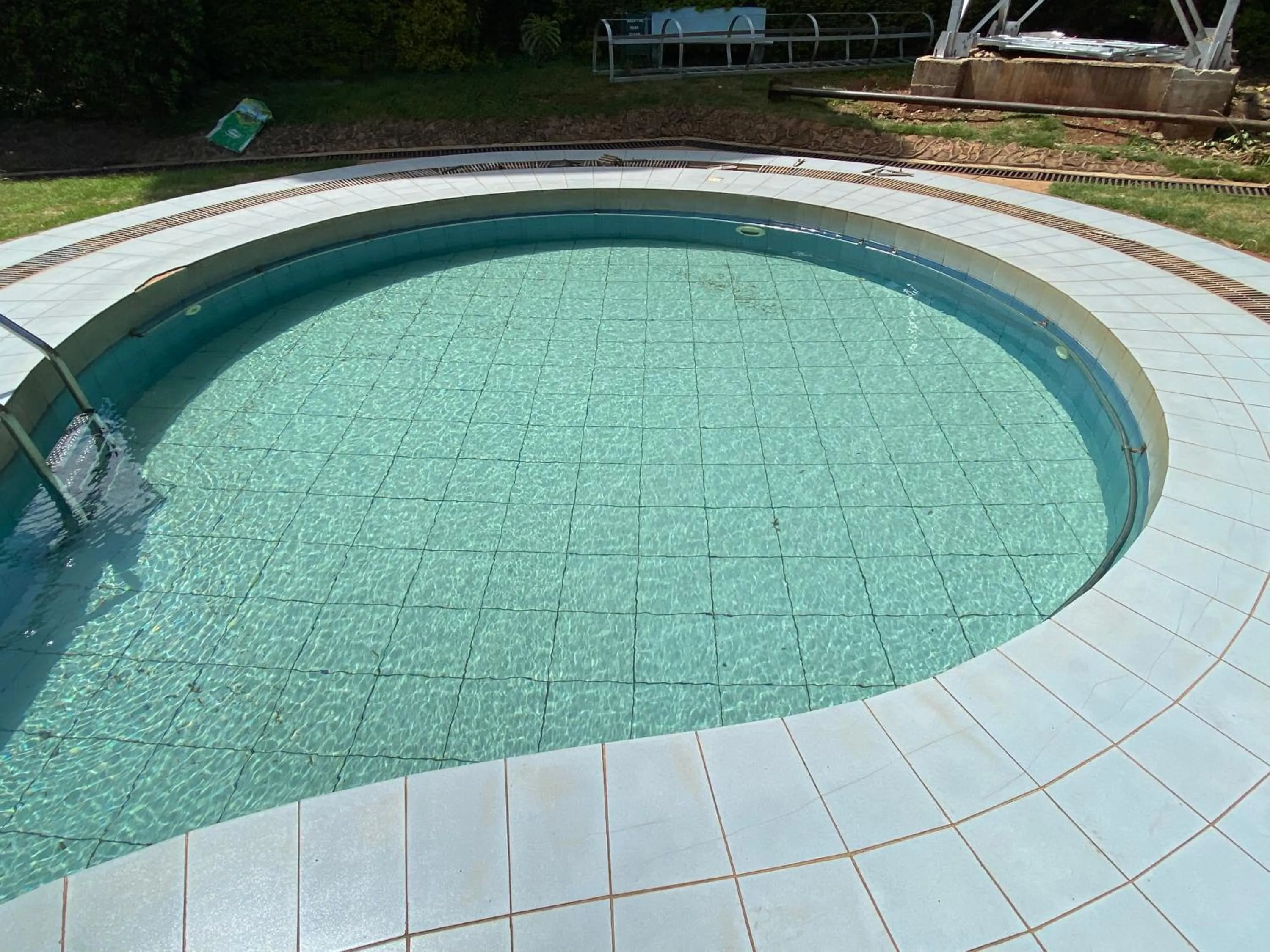 Swimming pool in Takdiri Homes