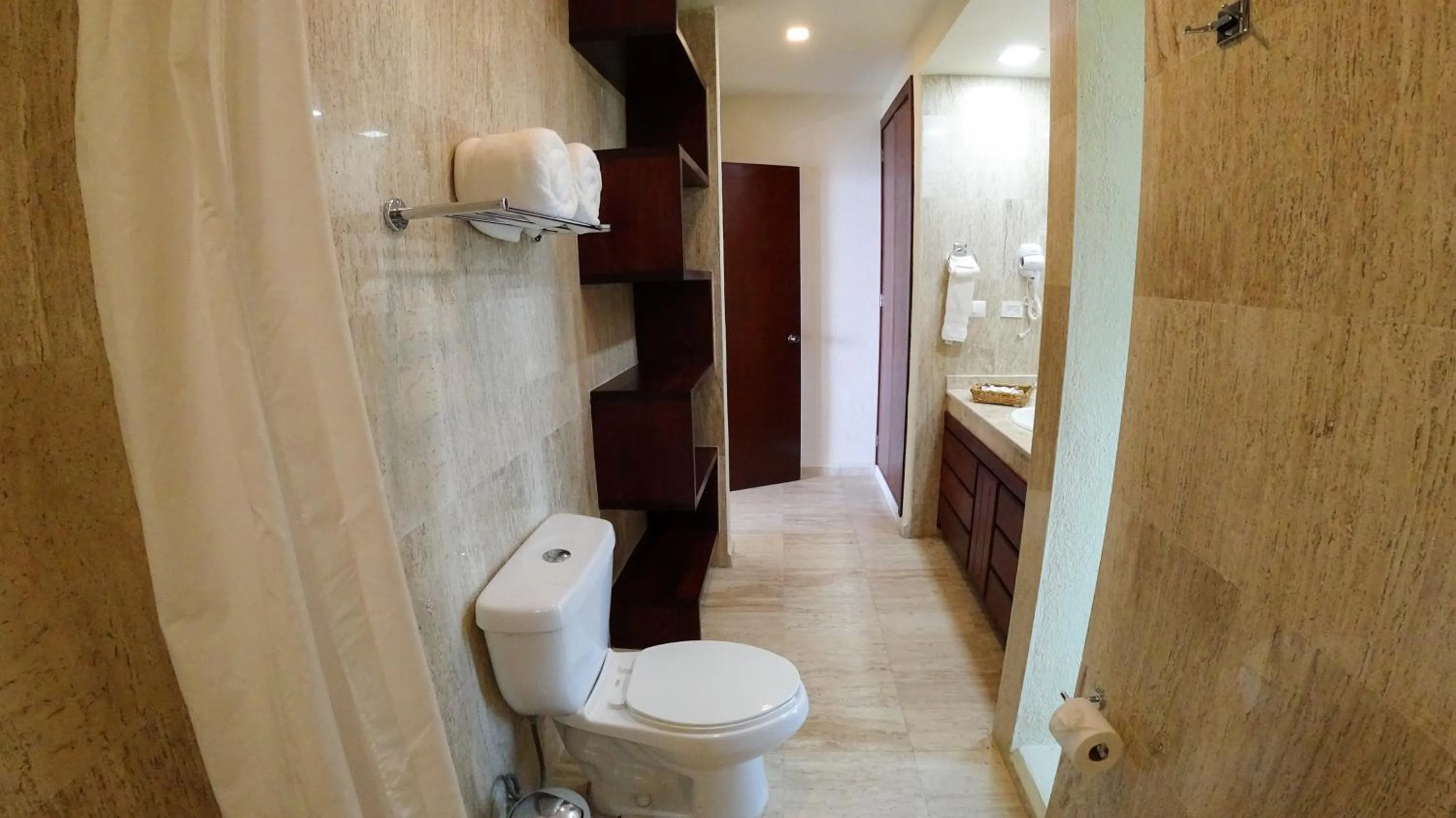 Bathroom in Pacific King Hotel