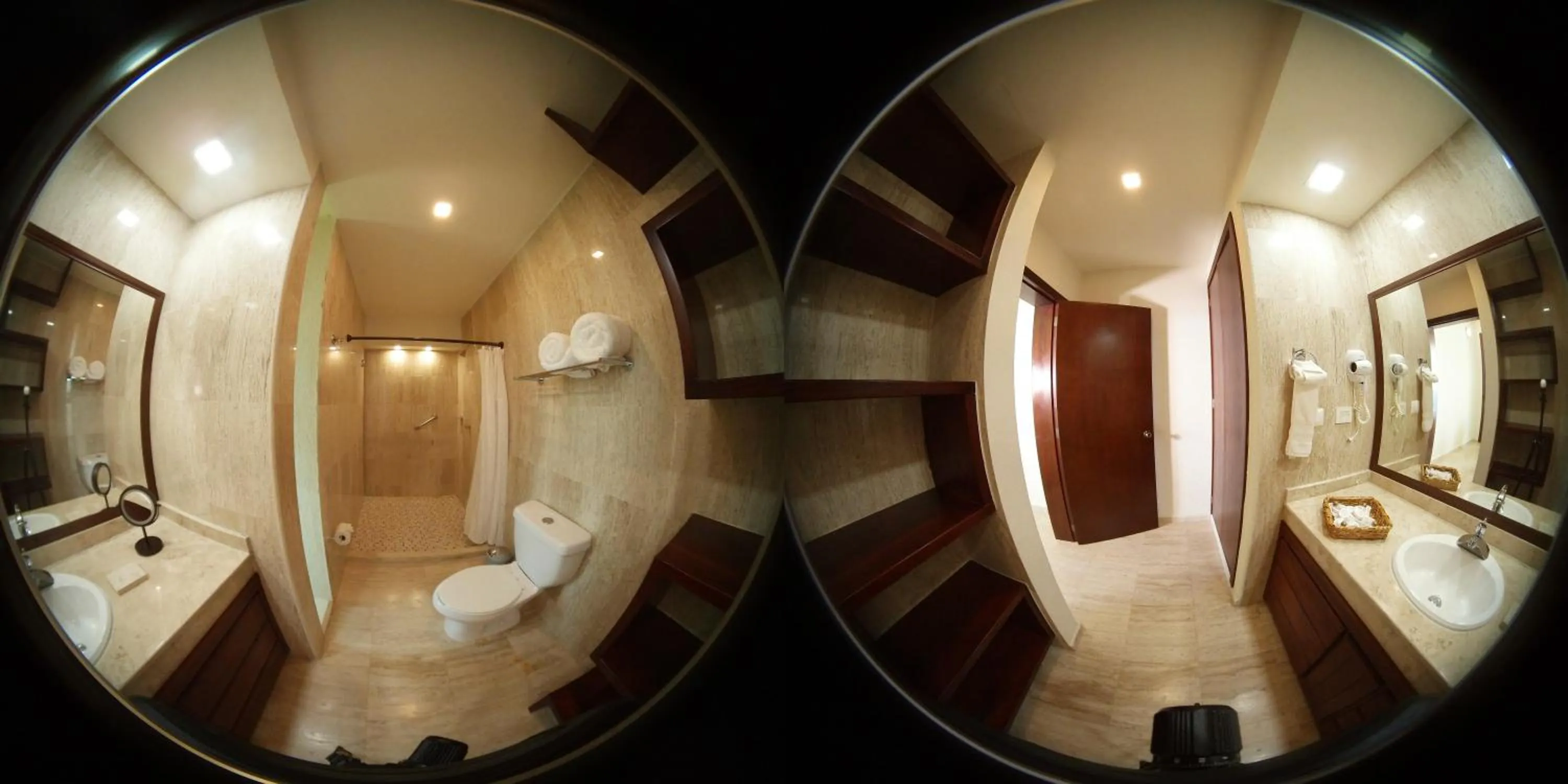 Bathroom in Pacific King Hotel