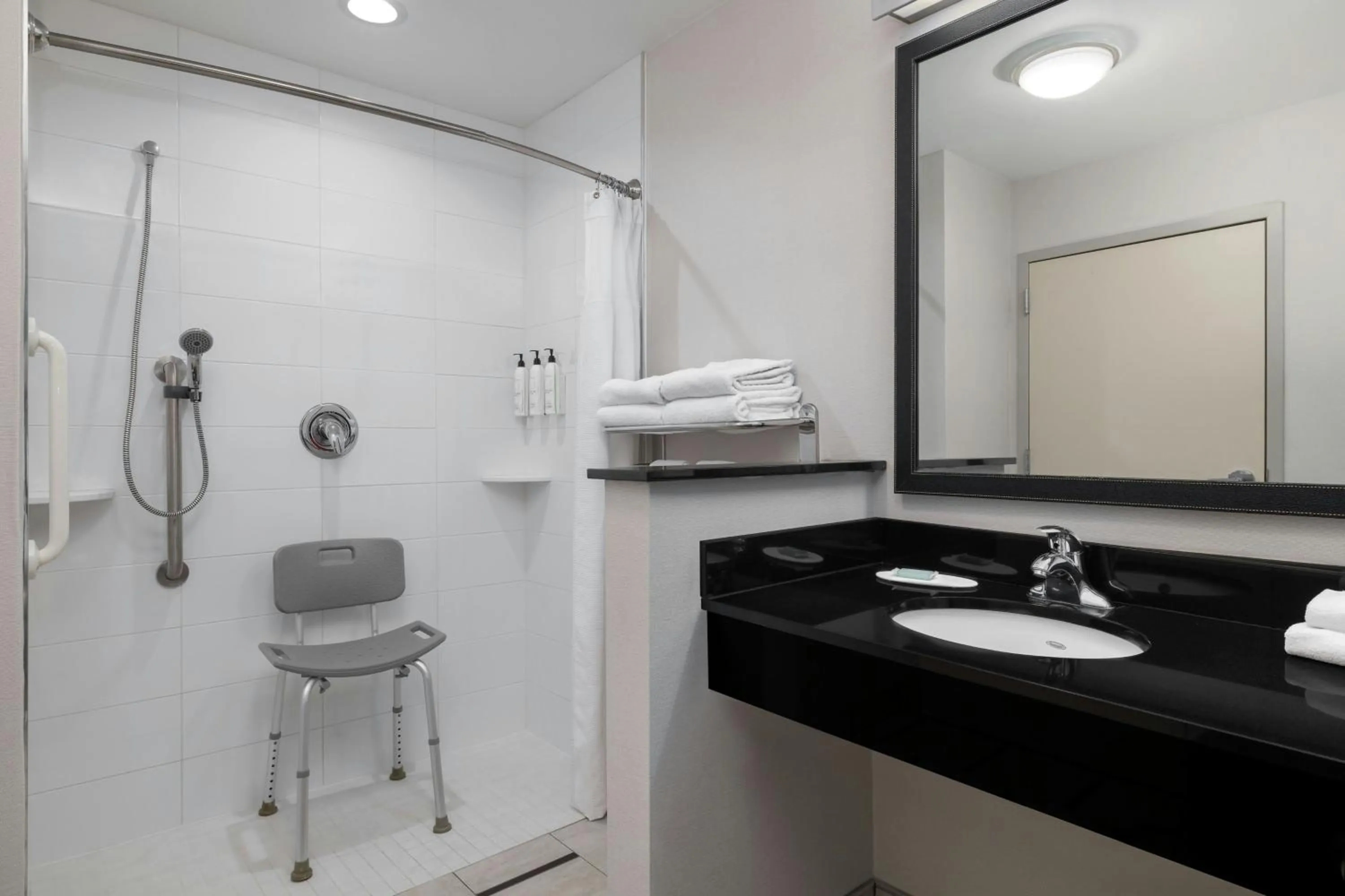 Bathroom in Fairfield Inn & Suites by Marriott Chincoteague Island Waterfront