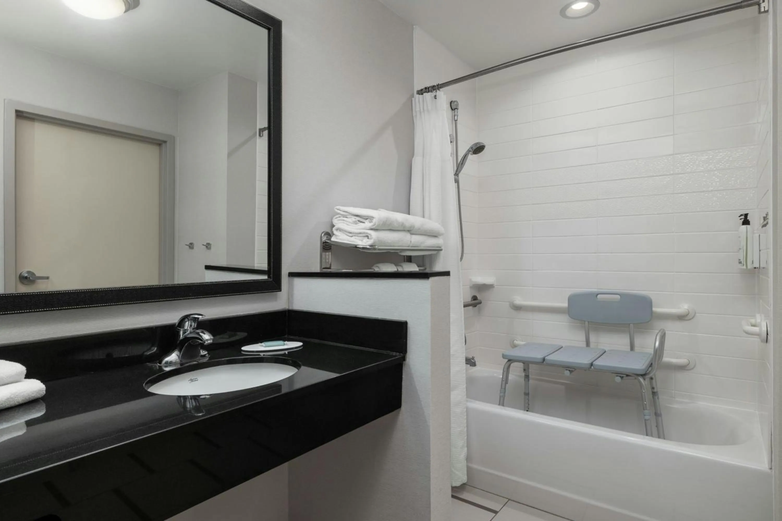 Bathroom in Fairfield Inn & Suites by Marriott Chincoteague Island Waterfront