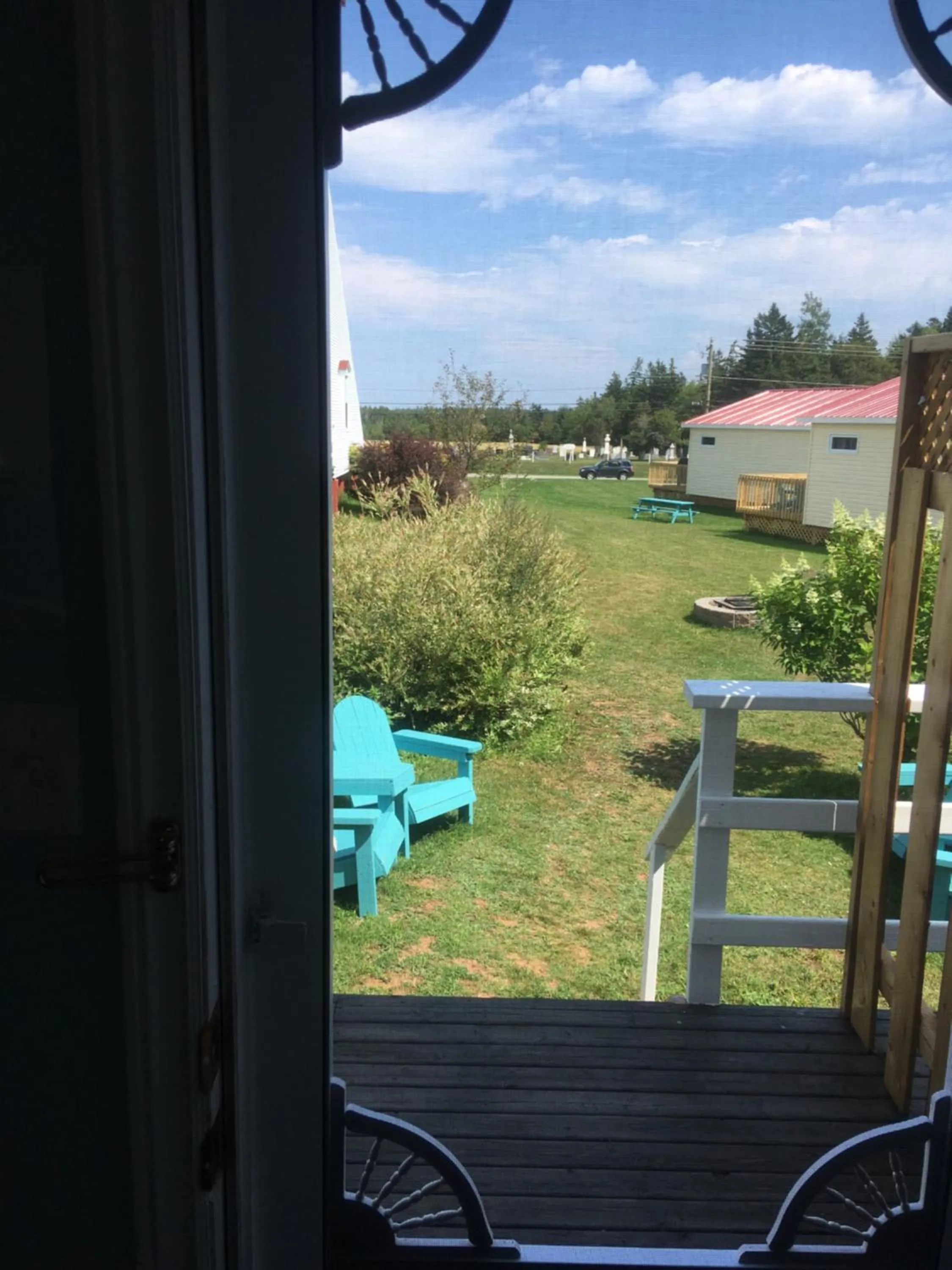 Day in Baywatch Lighthouse Cottages & Motel