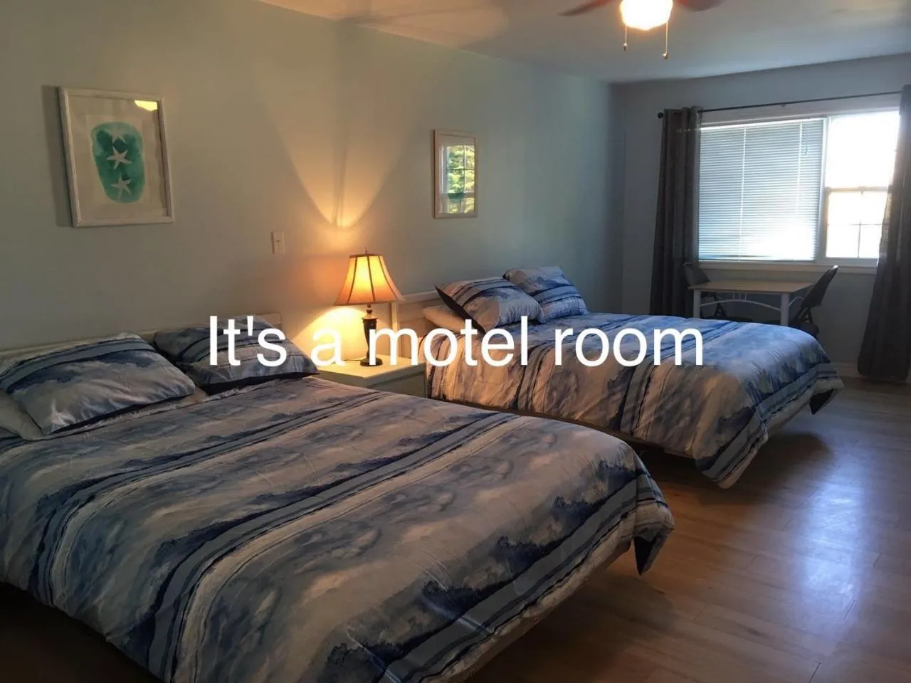 Bed in Baywatch Lighthouse Cottages & Motel