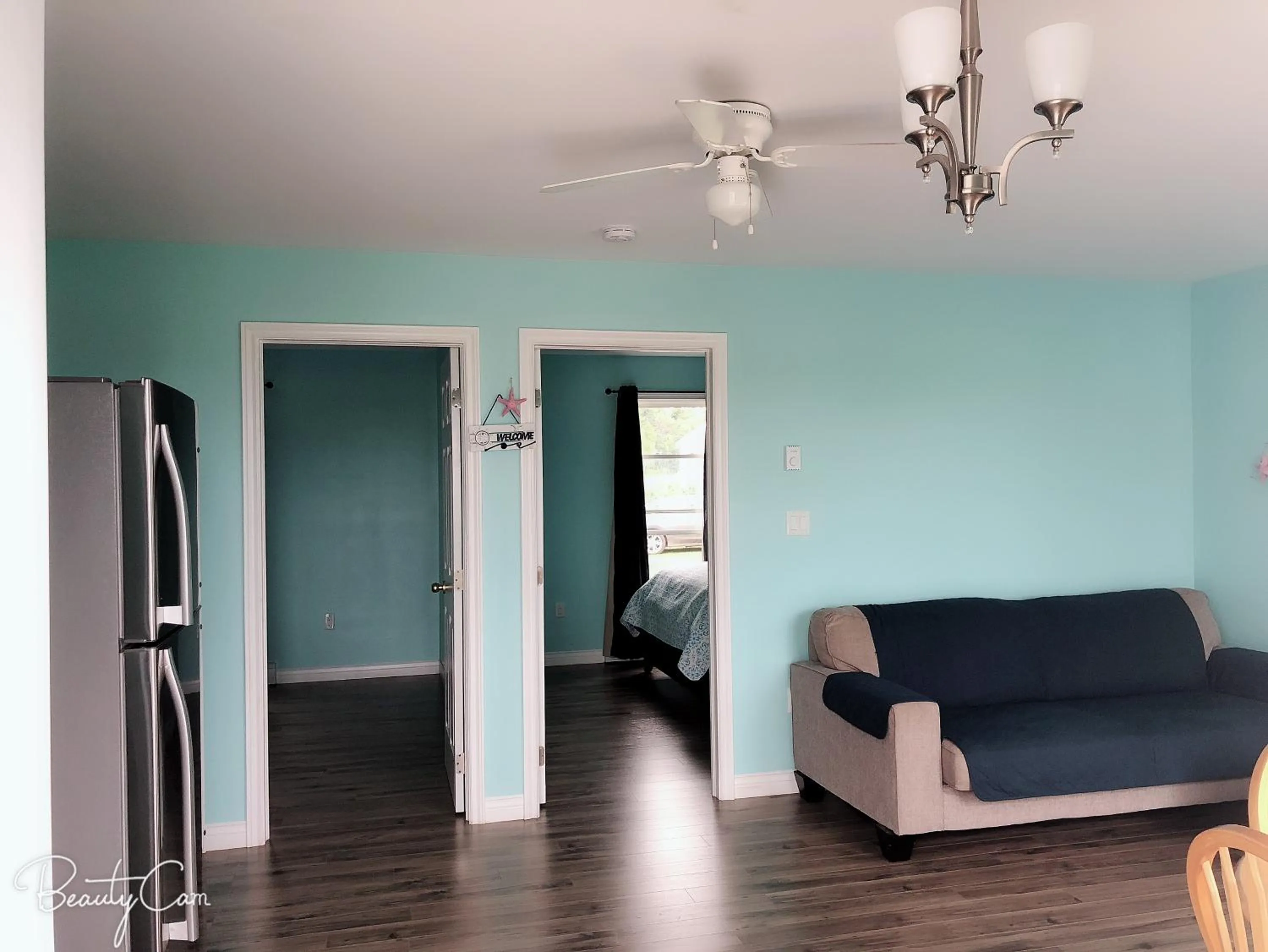 Living room in Baywatch Lighthouse Cottages & Motel