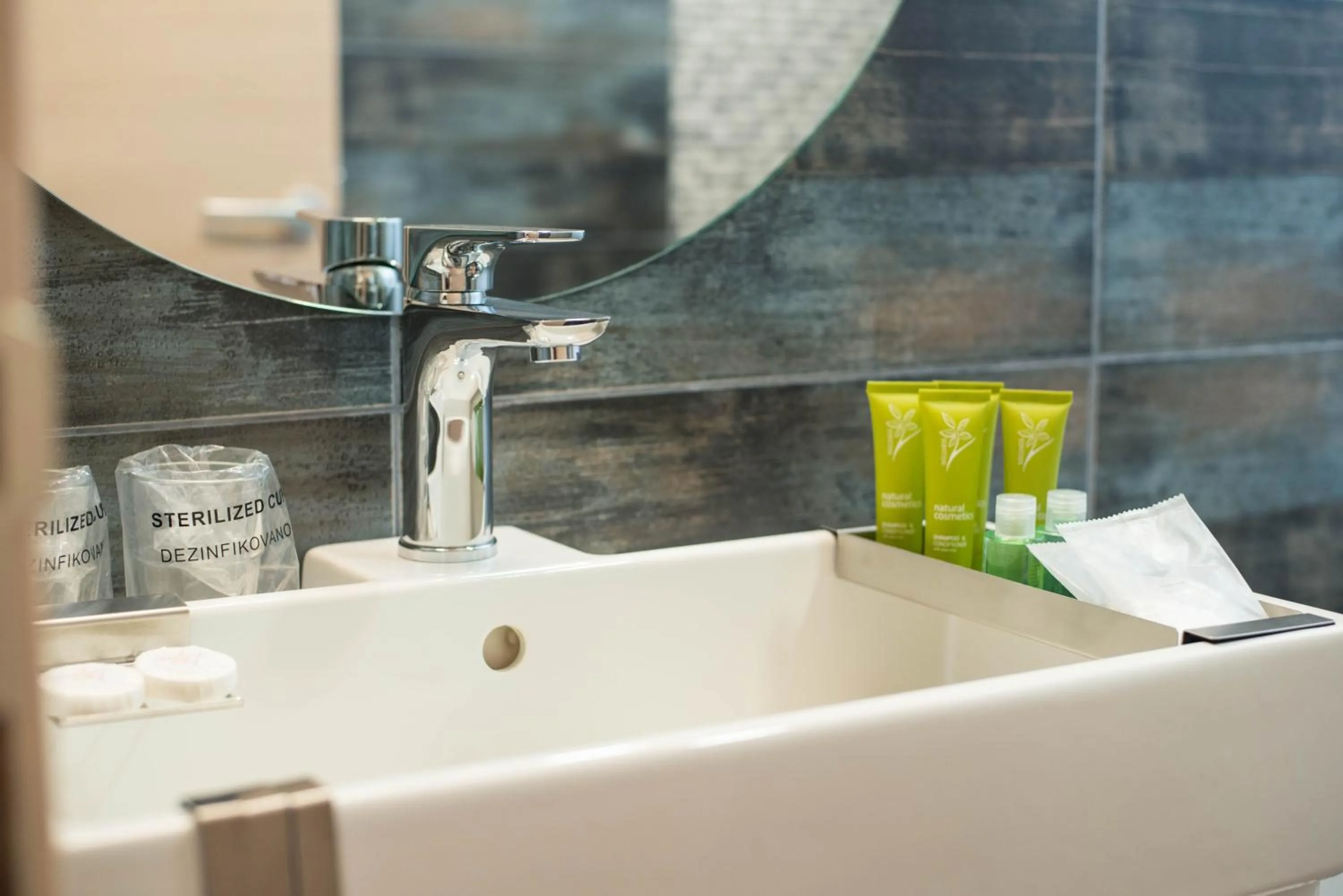 Bathroom in Hotel Aloha