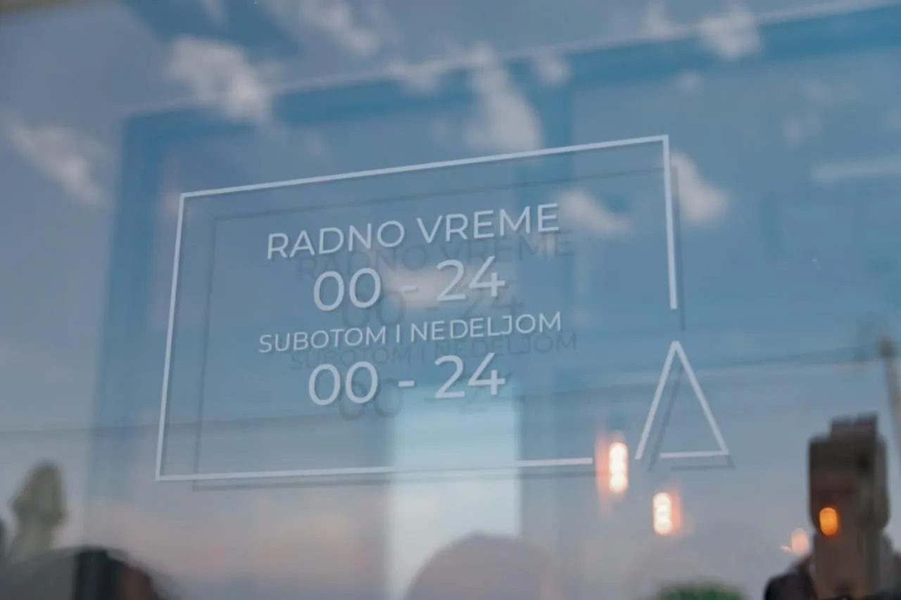 Property building in Hotel Aloha