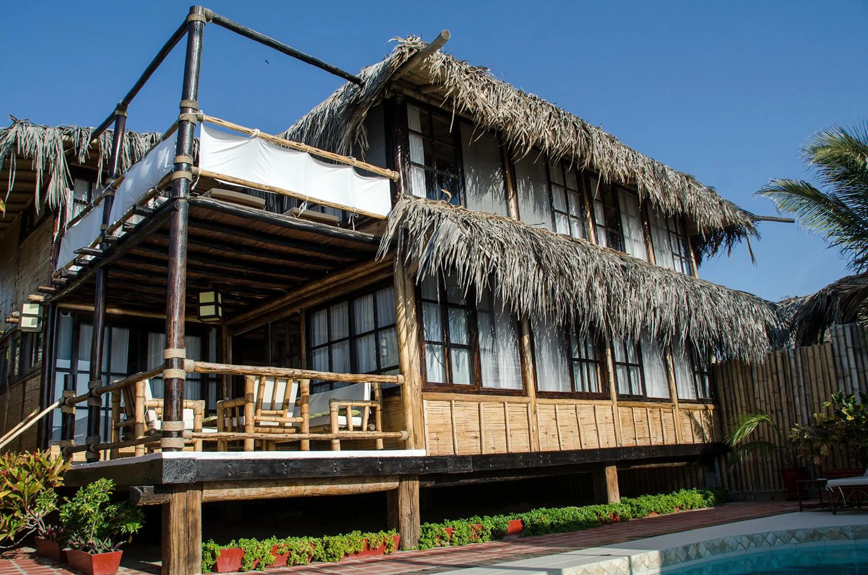Facade/entrance in Las Cabañas de Antica