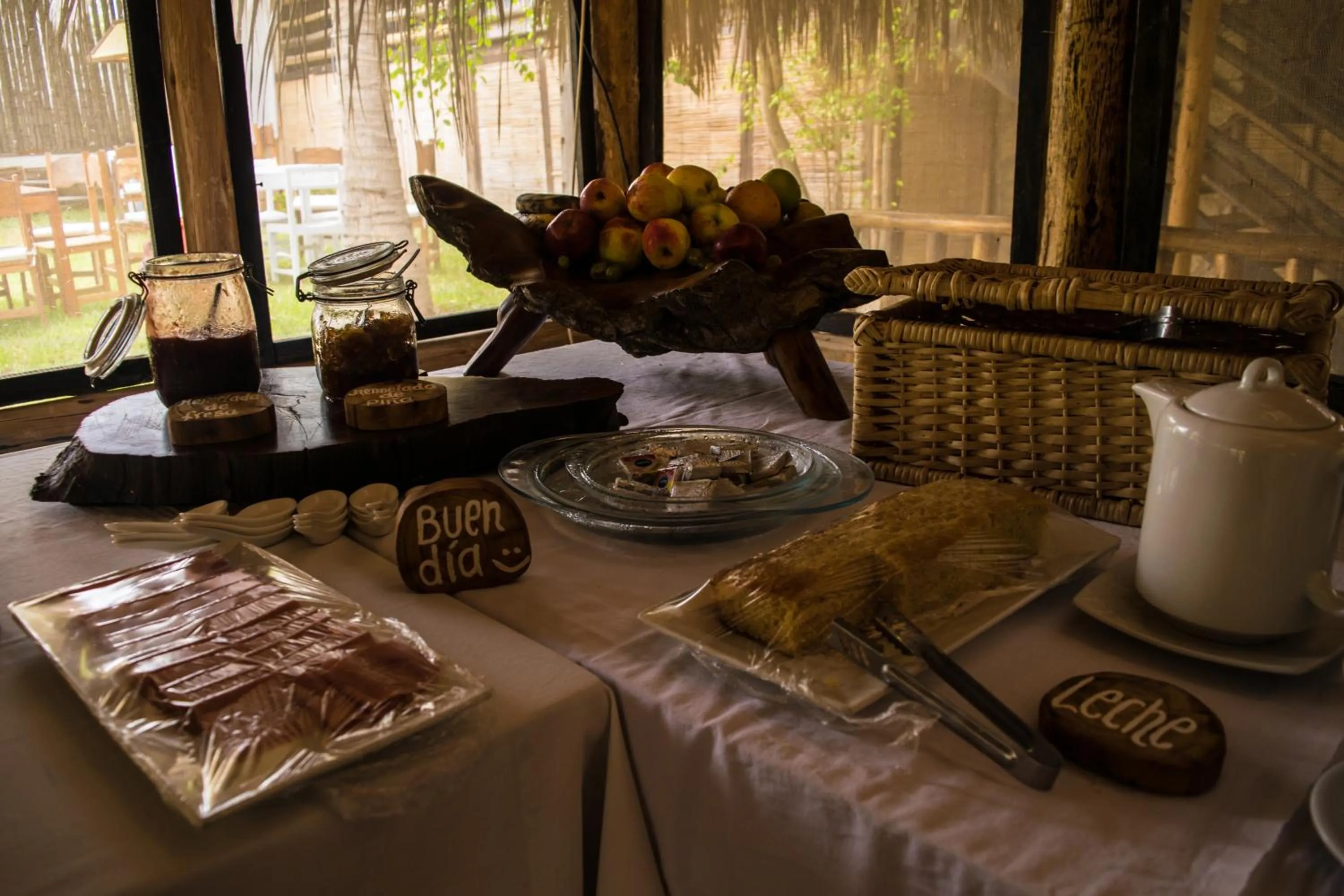 Breakfast in Las Cabañas de Antica