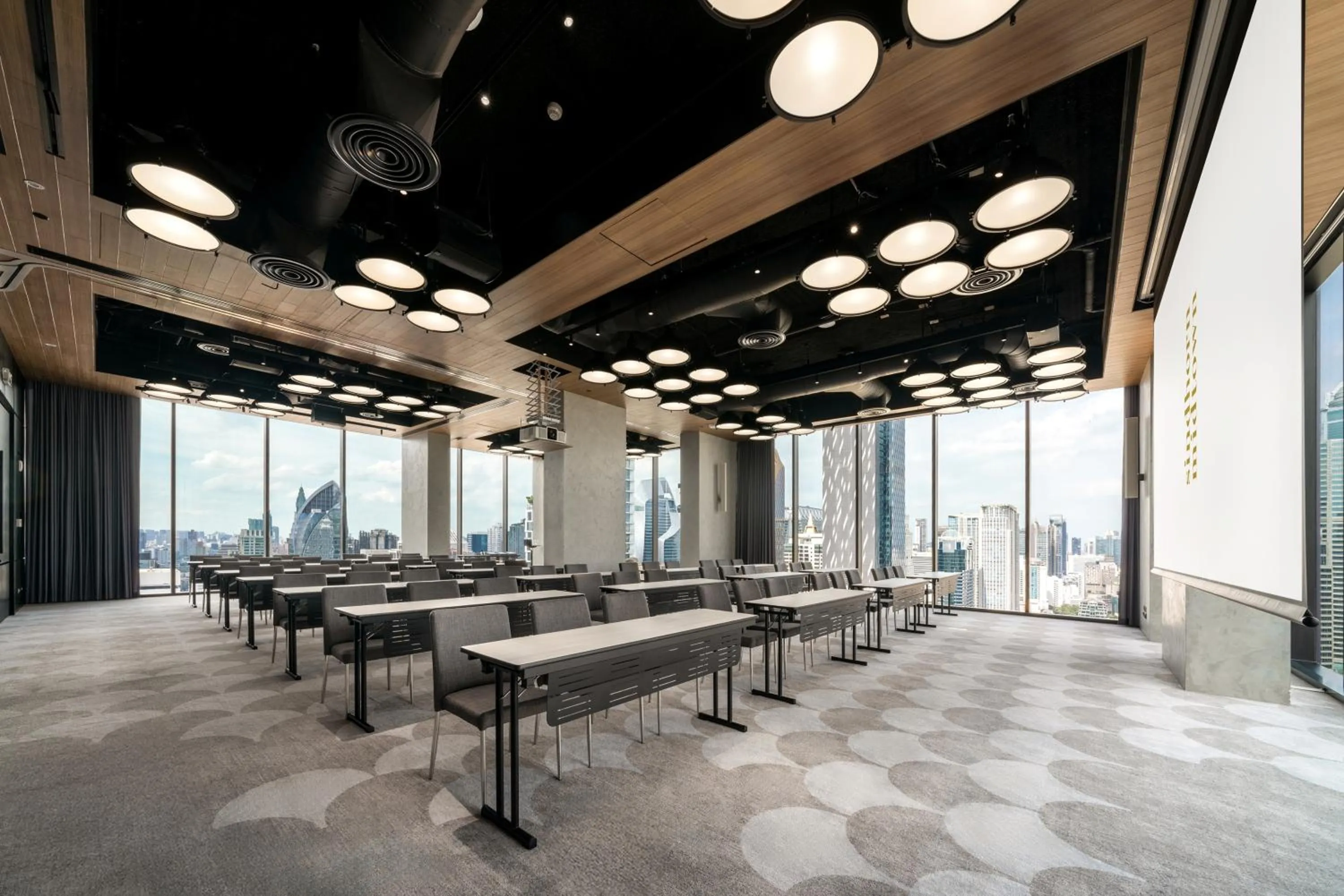 Meeting/conference room in Sindhorn Midtown Hotel Bangkok, Vignette Collection by IHG
