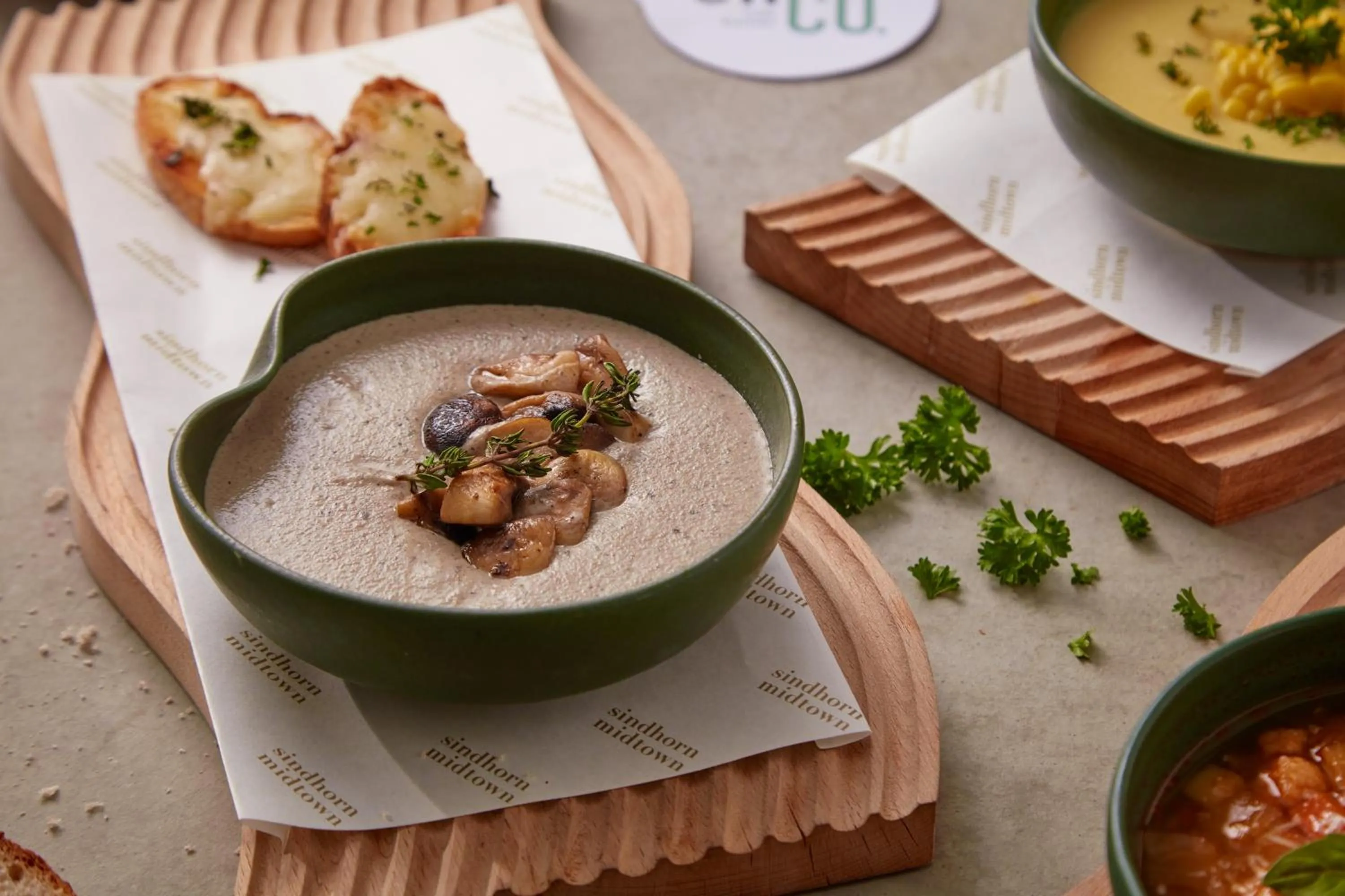 Food and drinks in Sindhorn Midtown Hotel Bangkok, Vignette Collection by IHG