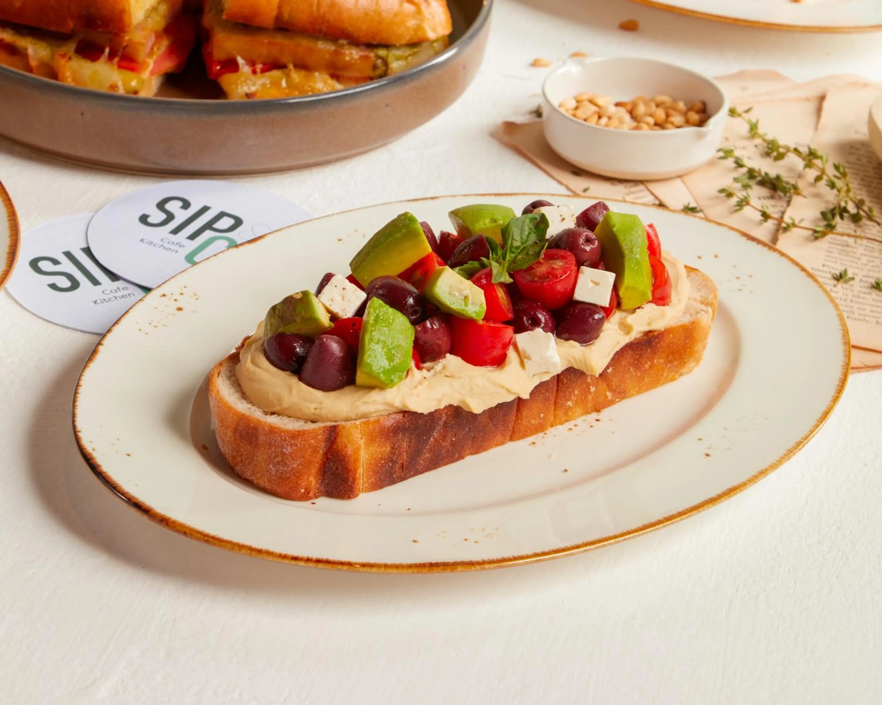 Food and drinks in Sindhorn Midtown Hotel Bangkok, Vignette Collection by IHG