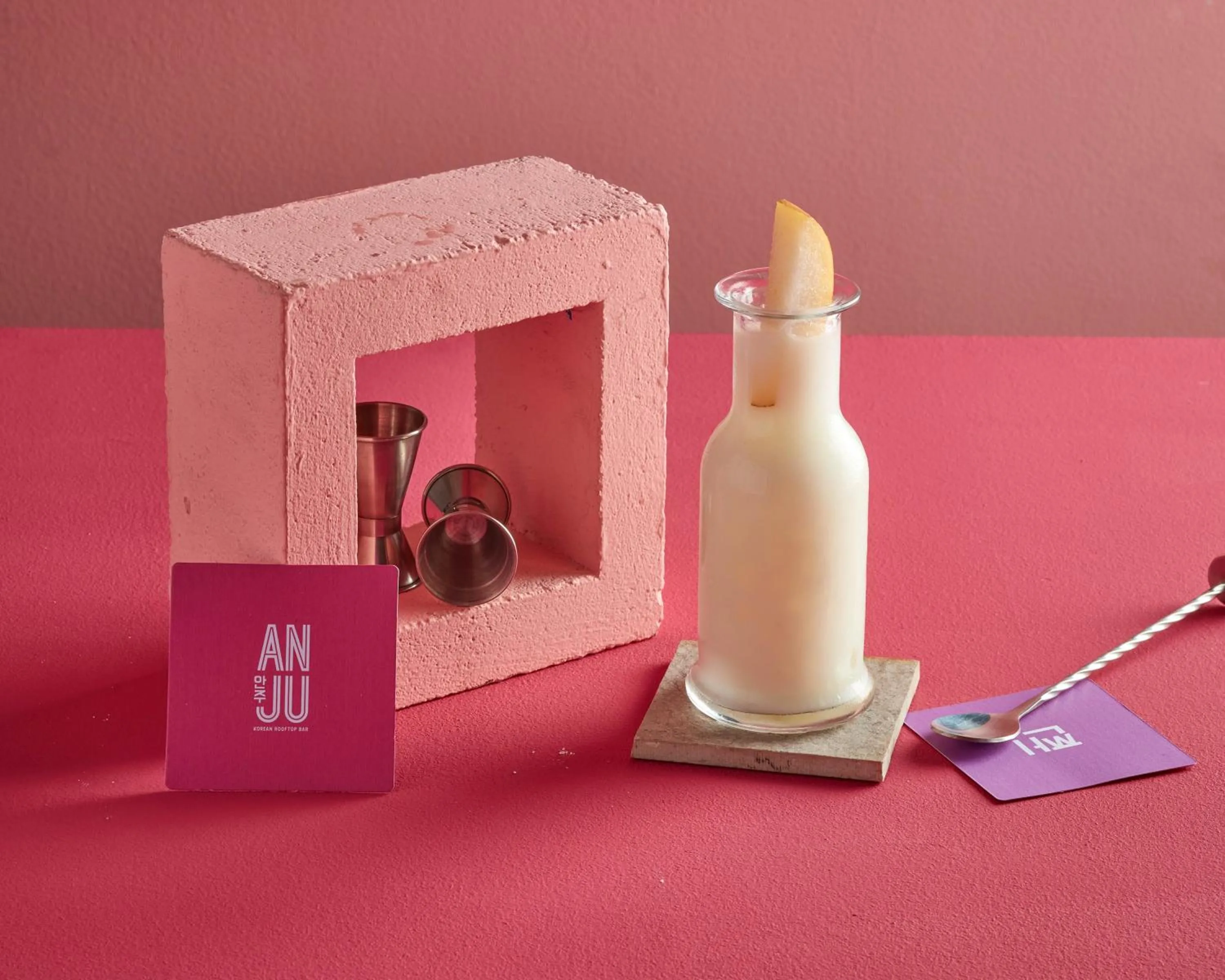 Food and drinks in Sindhorn Midtown Hotel Bangkok, Vignette Collection by IHG