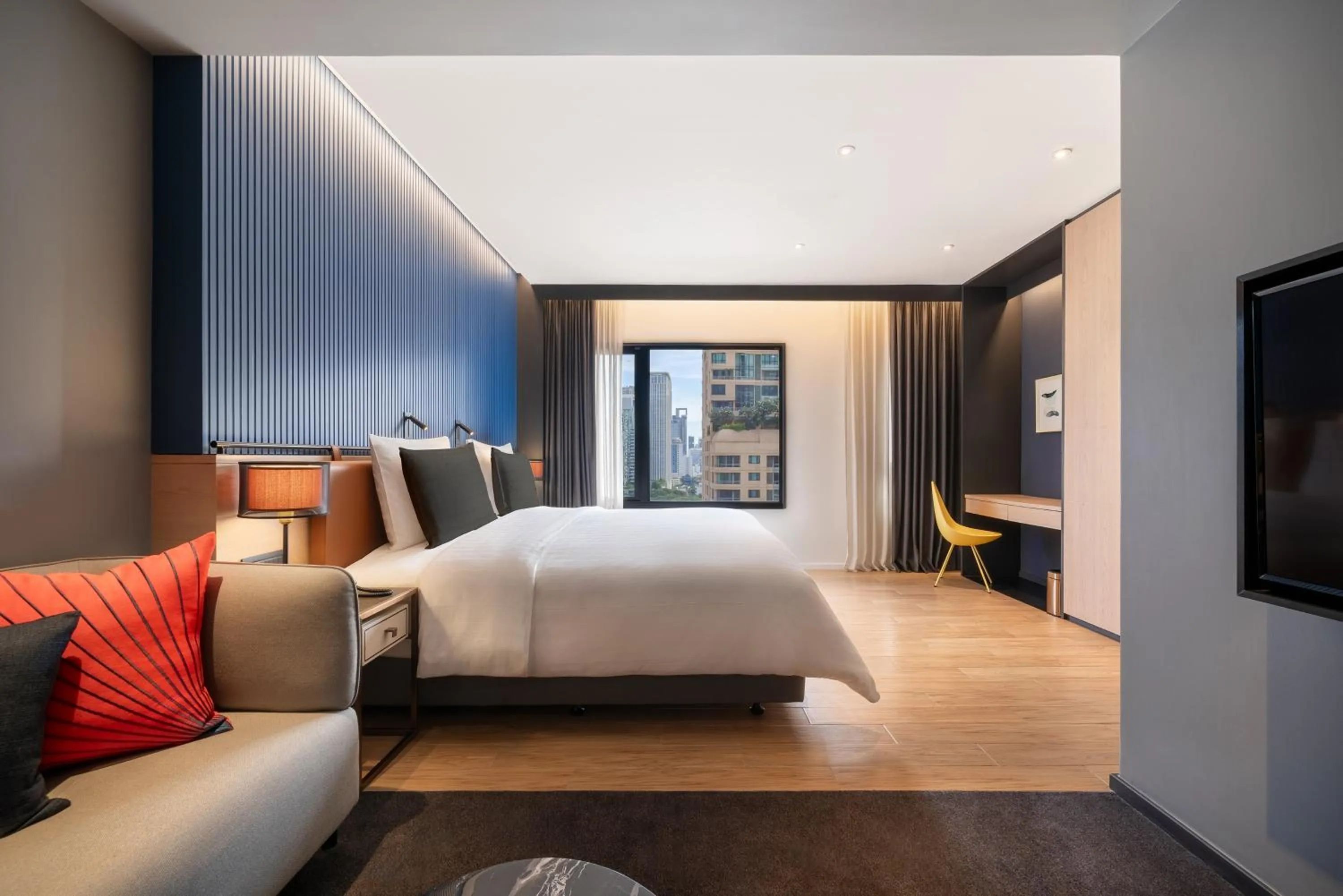 Bed in Sindhorn Midtown Hotel Bangkok, Vignette Collection by IHG