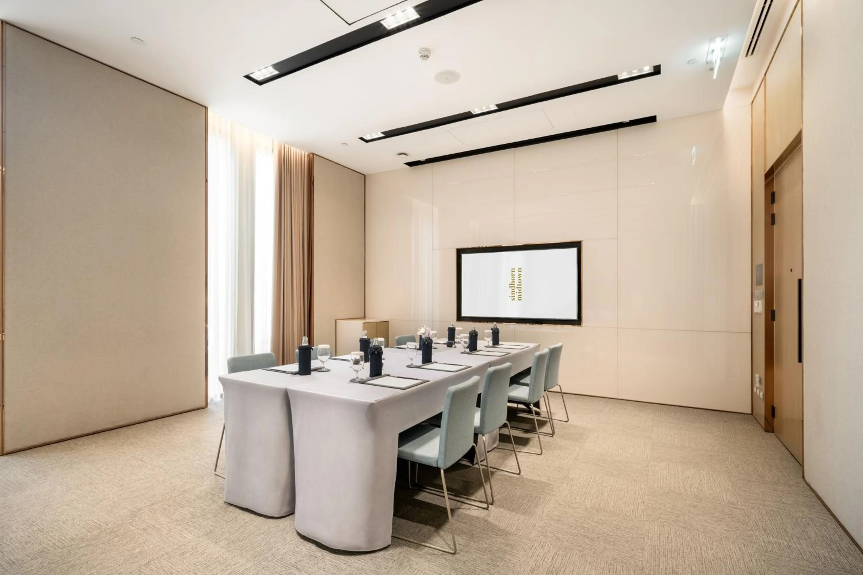 Meeting/conference room in Sindhorn Midtown Hotel Bangkok, Vignette Collection by IHG