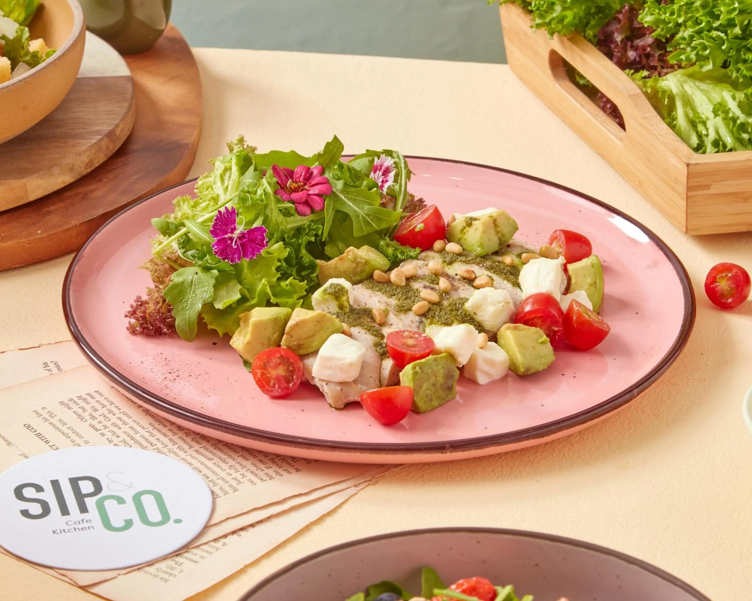 Food and drinks in Sindhorn Midtown Hotel Bangkok, Vignette Collection by IHG