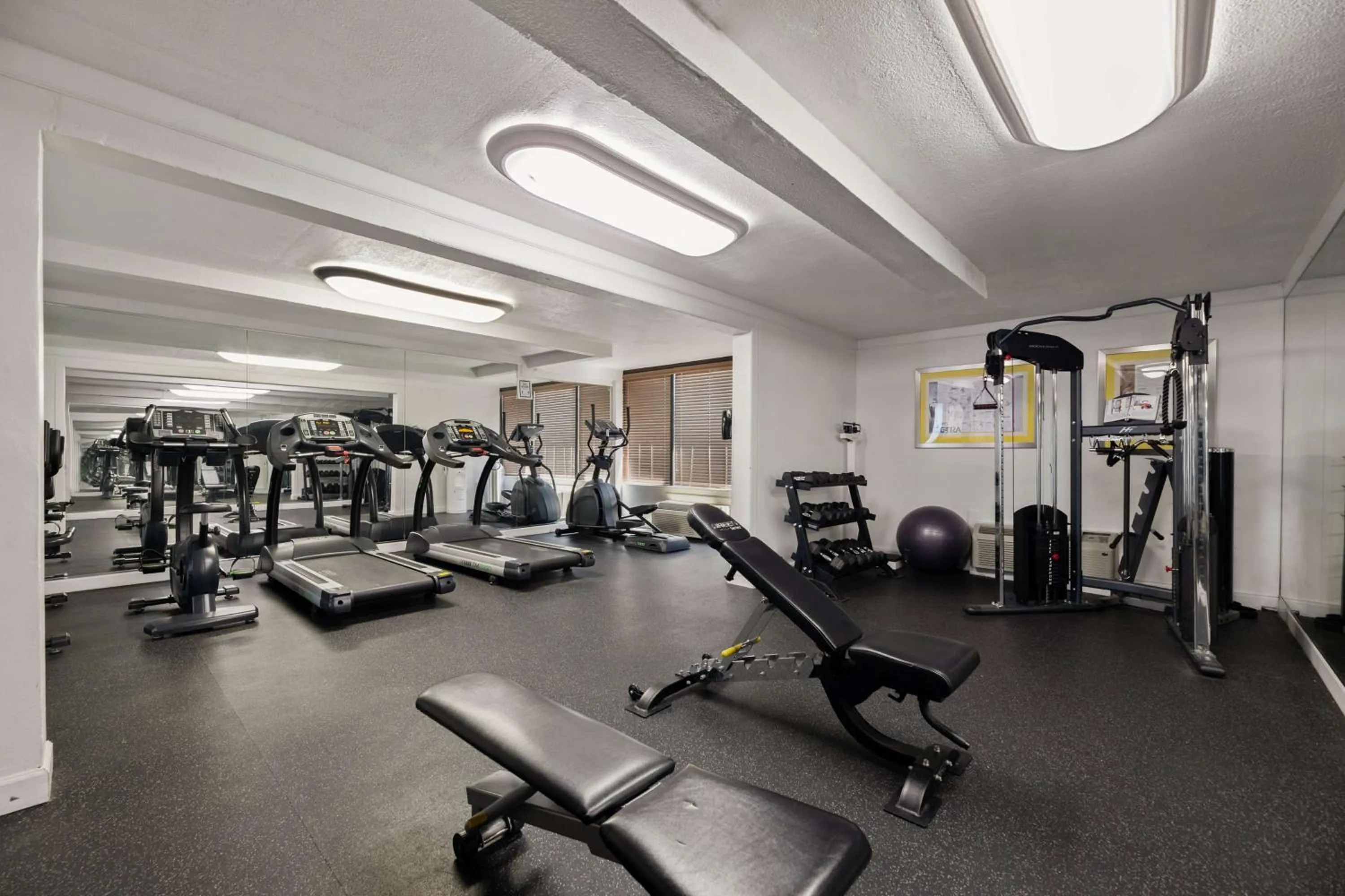 Fitness centre/facilities in Best Western Orlando Gateway Hotel