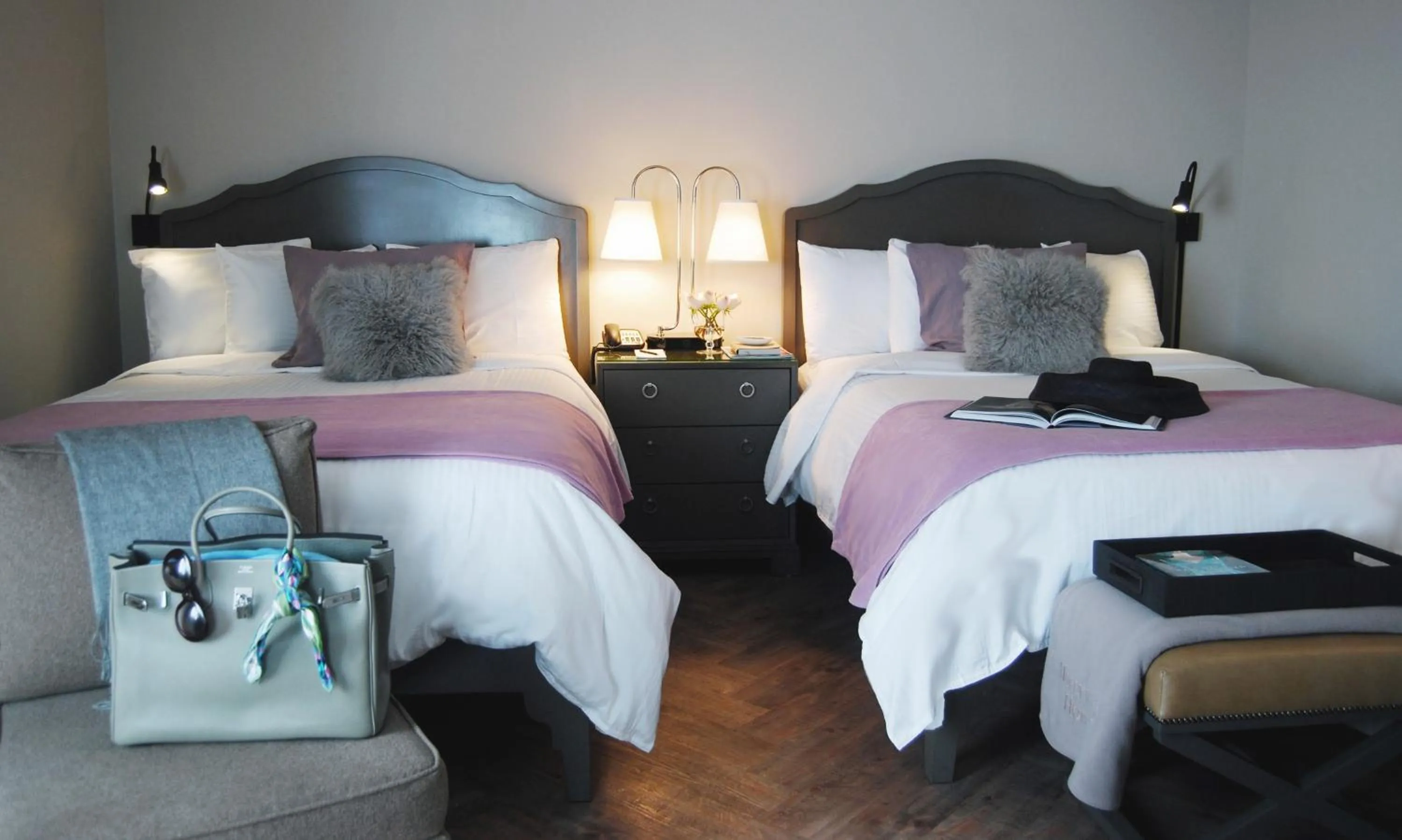 Bed in Hollywood Hotel