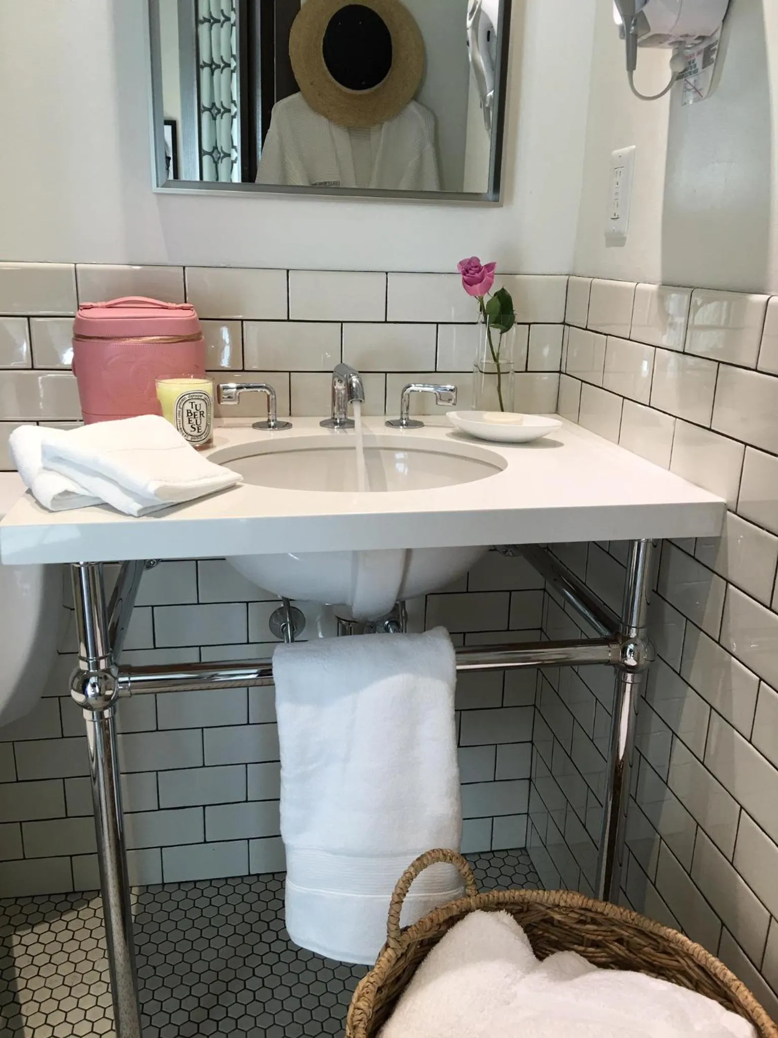 Bathroom in Hollywood Hotel