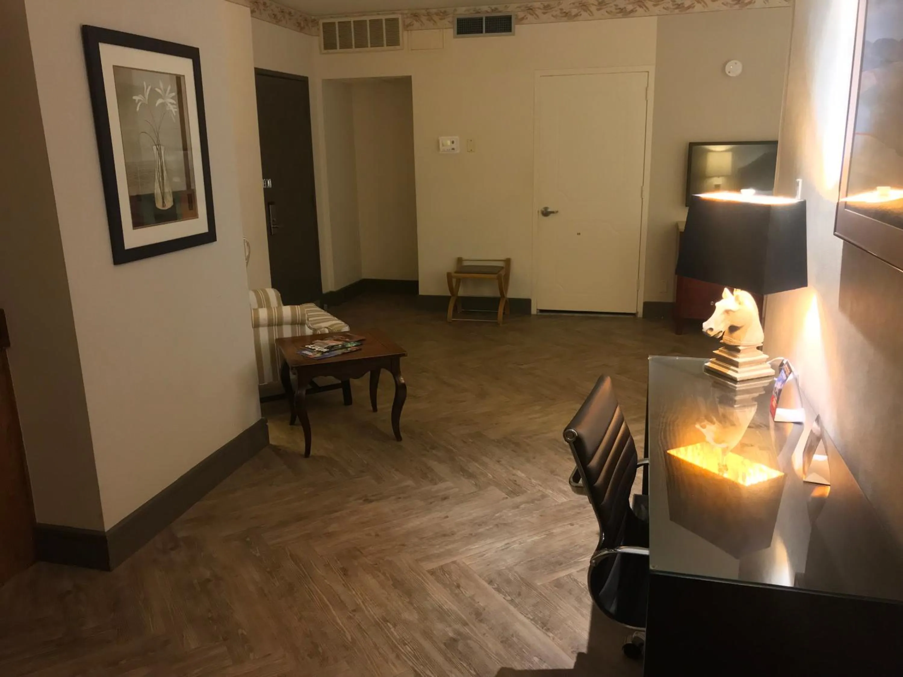 Living room in Hollywood Hotel