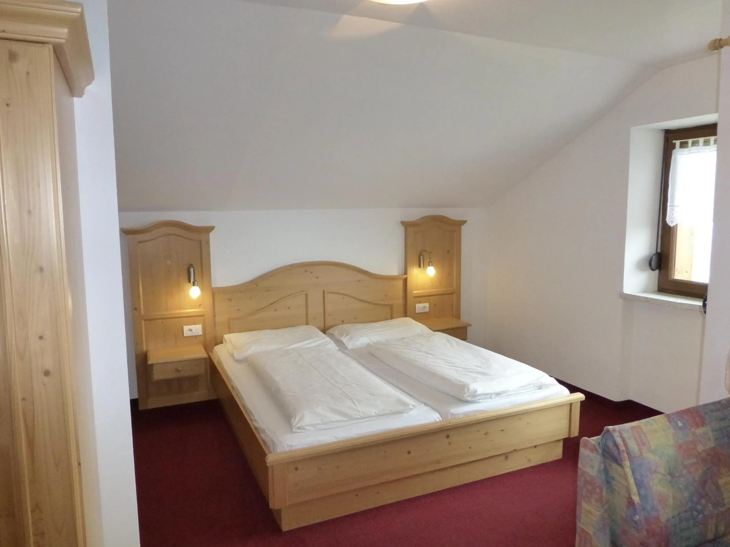 Photo of the whole room, Bed in Berggasthof Häusler