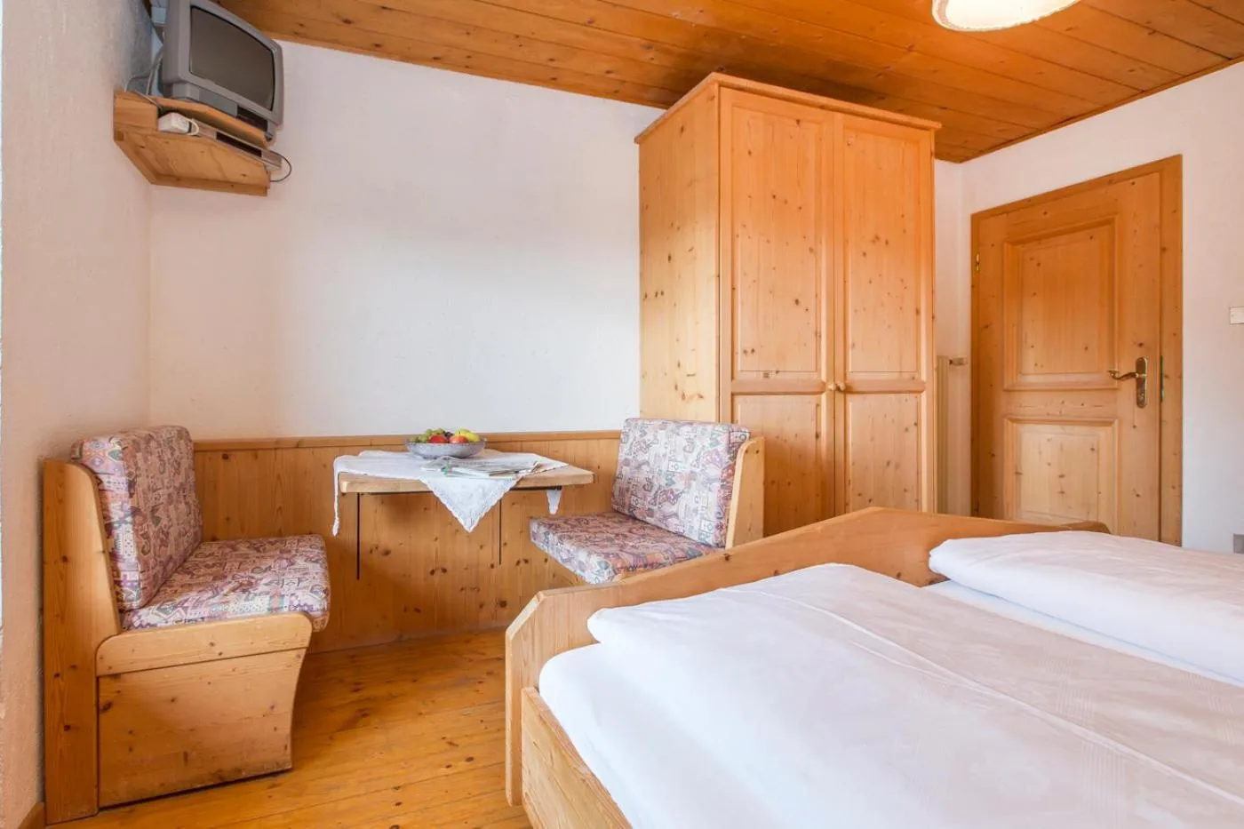 Bedroom, Bed in Berggasthof Häusler