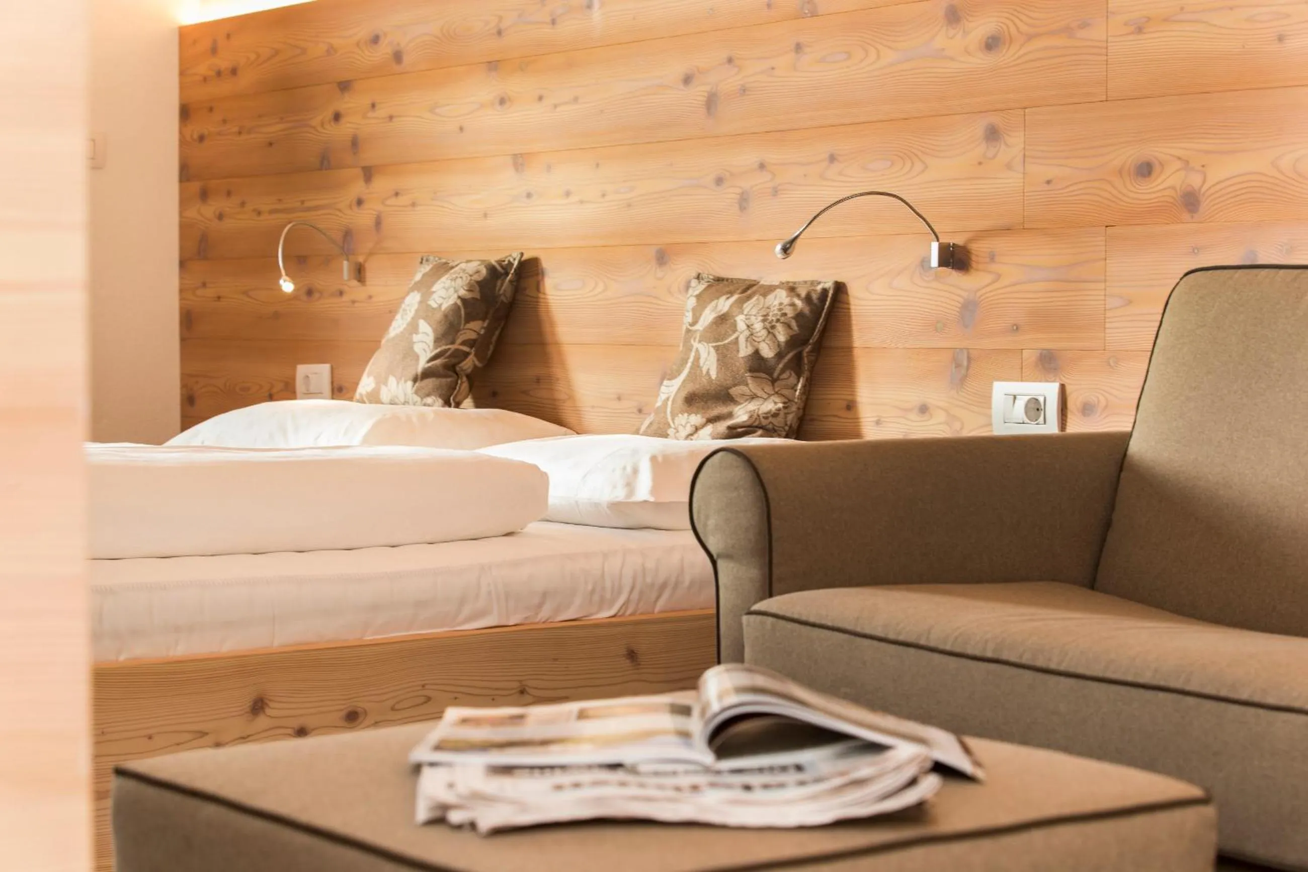 Photo of the whole room, Bed in Berggasthof Häusler