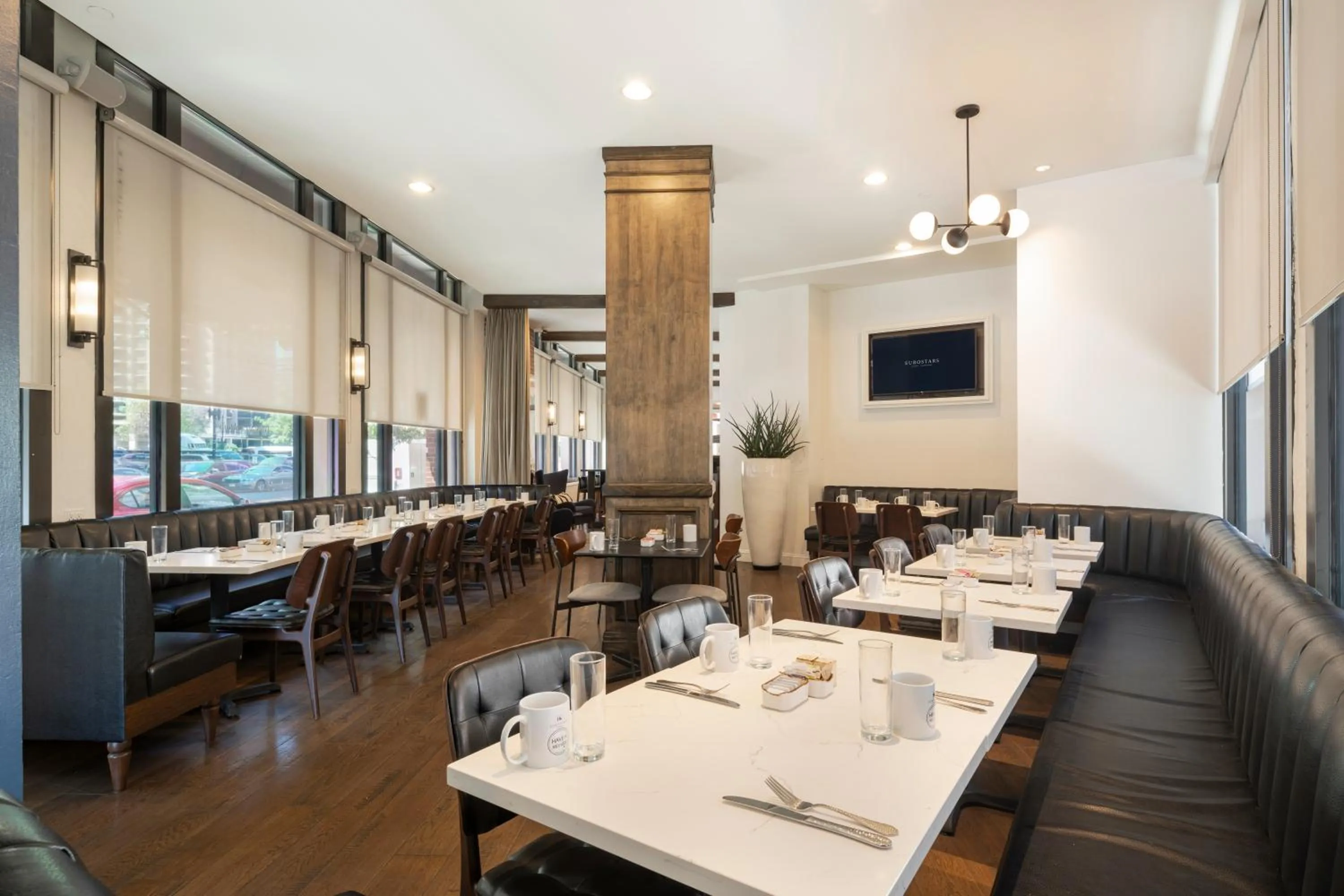 Restaurant/places to eat in Eurostars The Boxer