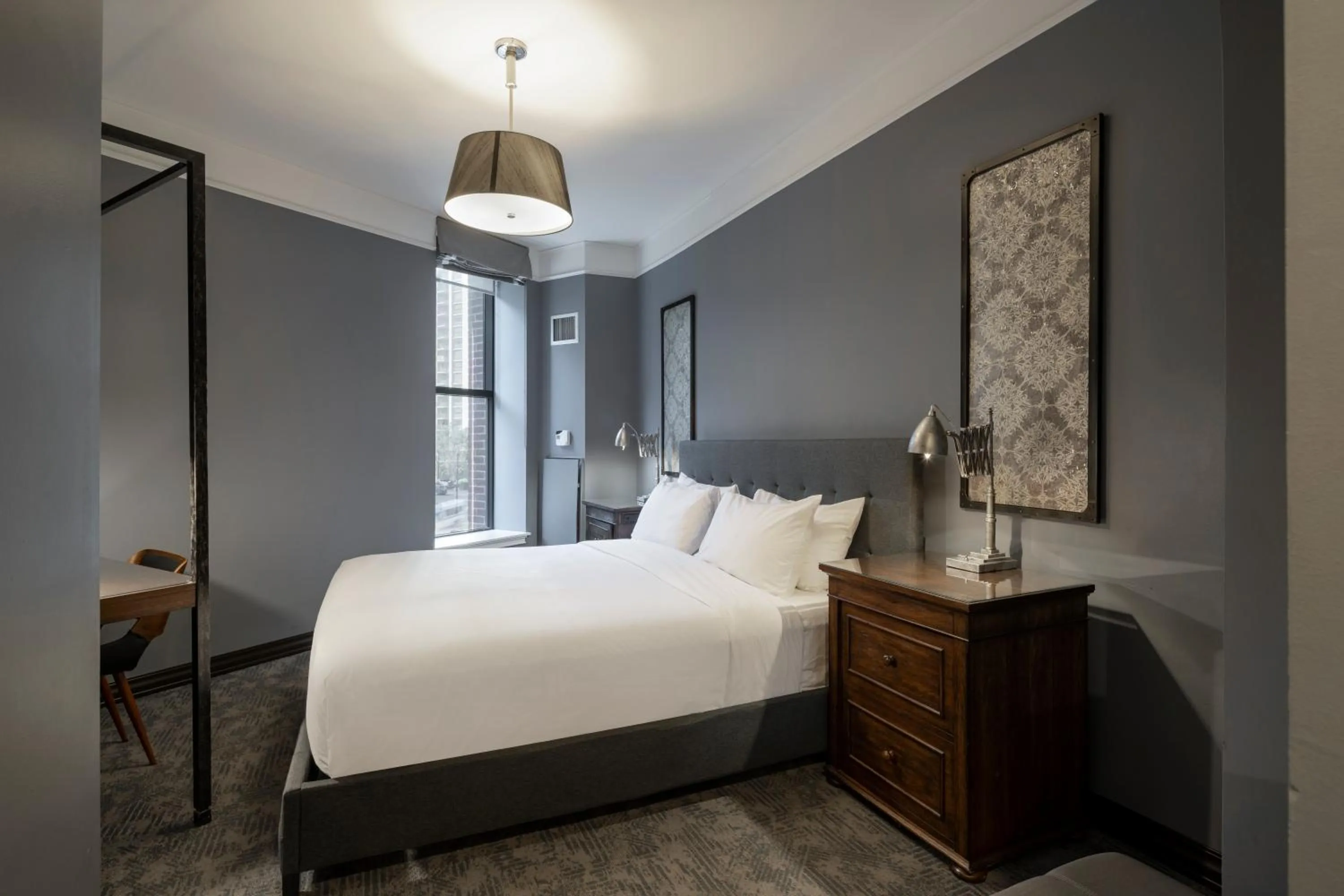 Bed in Eurostars The Boxer