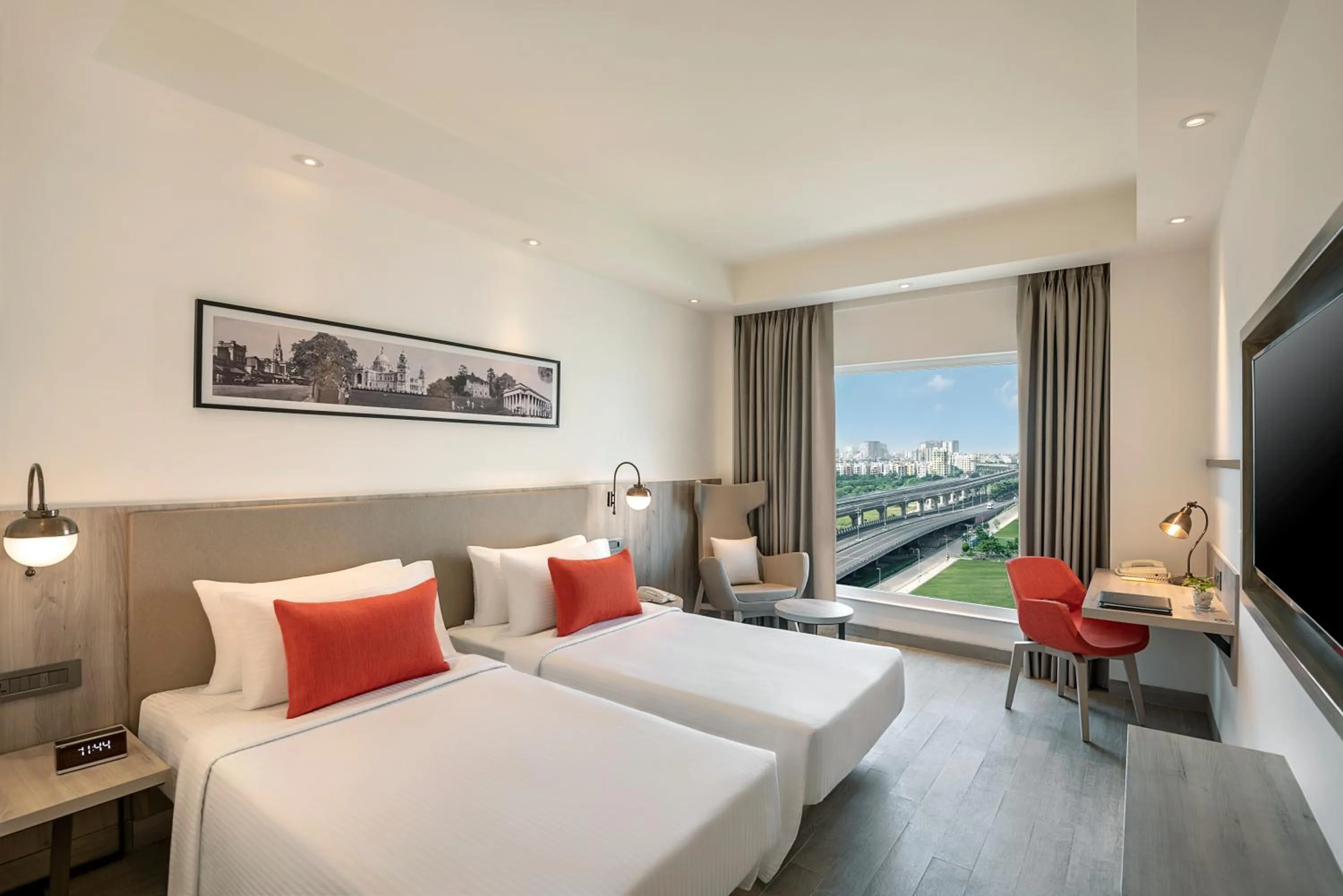 Photo of the whole room, Bed in Lemon Tree Premier, New Town, Kolkata