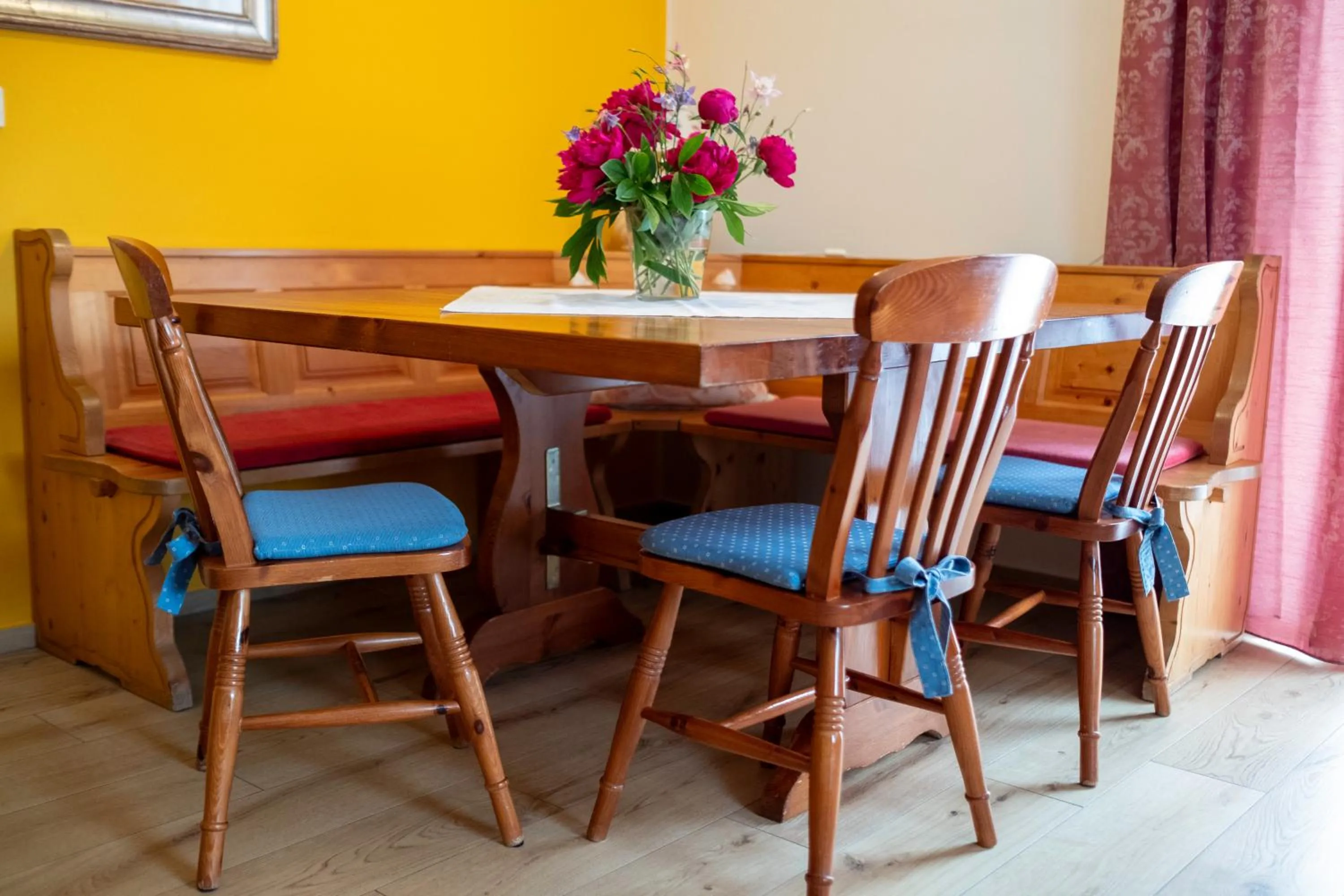 Living room in Residence Obermoarhof - Family Apartments with Pool & Playground