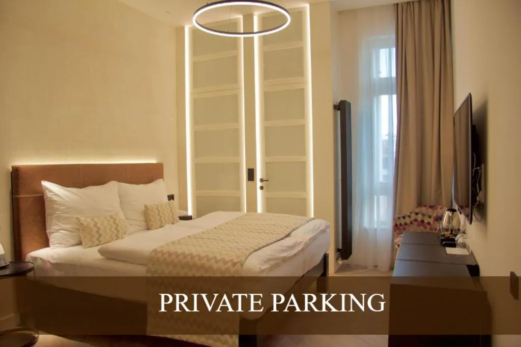 Bed in Chevron Hotel