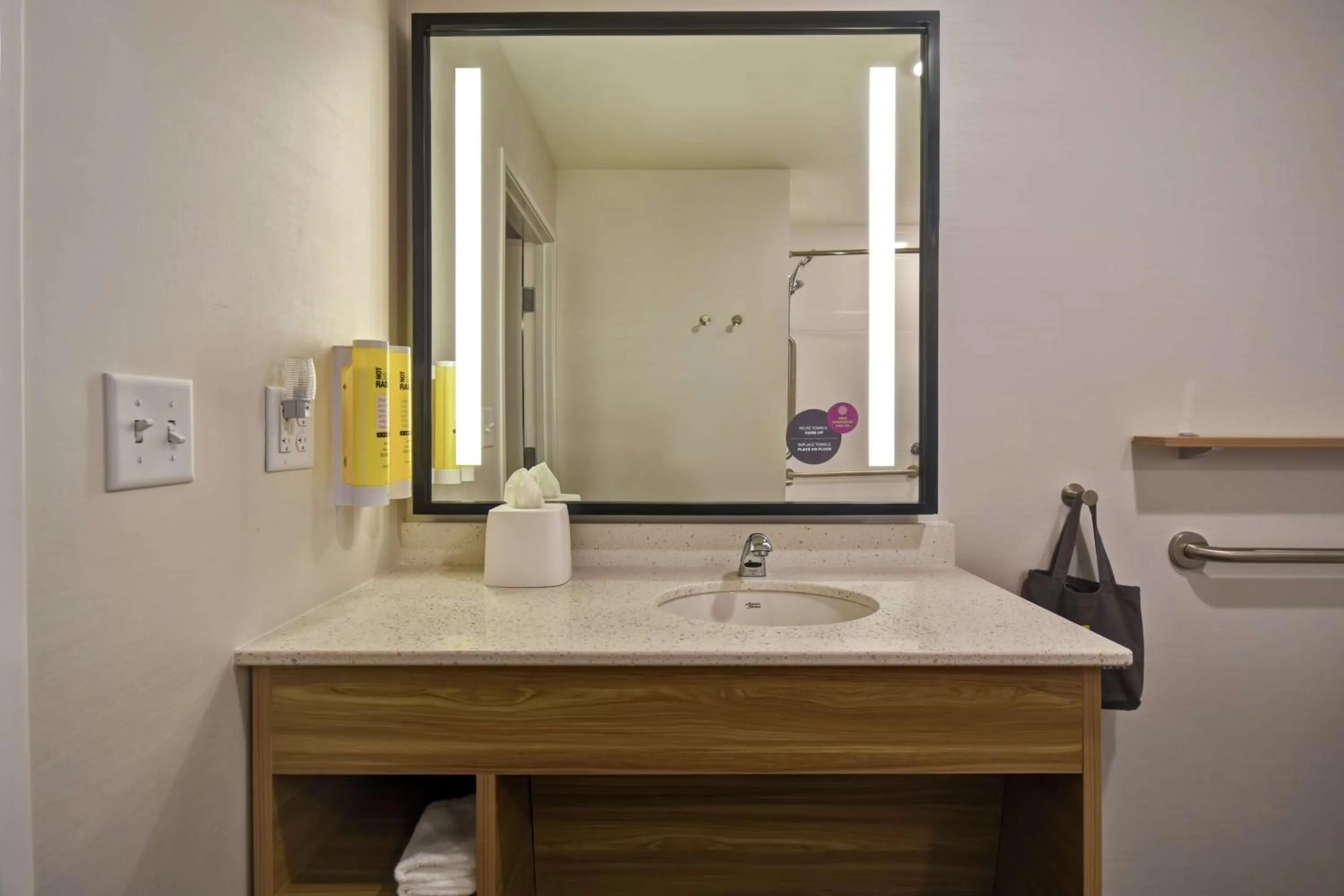 Bathroom in Tru By Hilton Denver South Park Meadows, Co