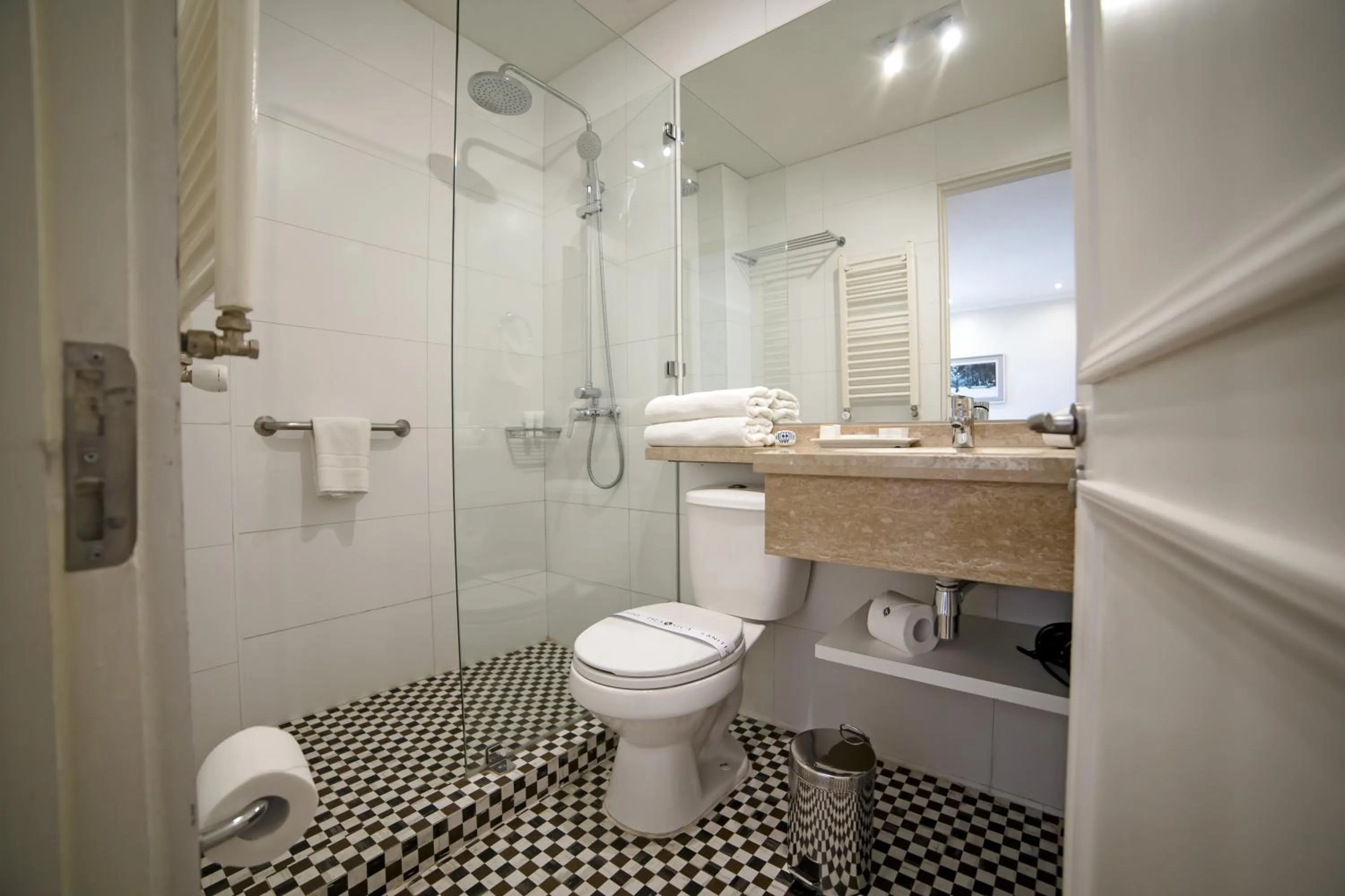 Bathroom in Hotel Isla Seca