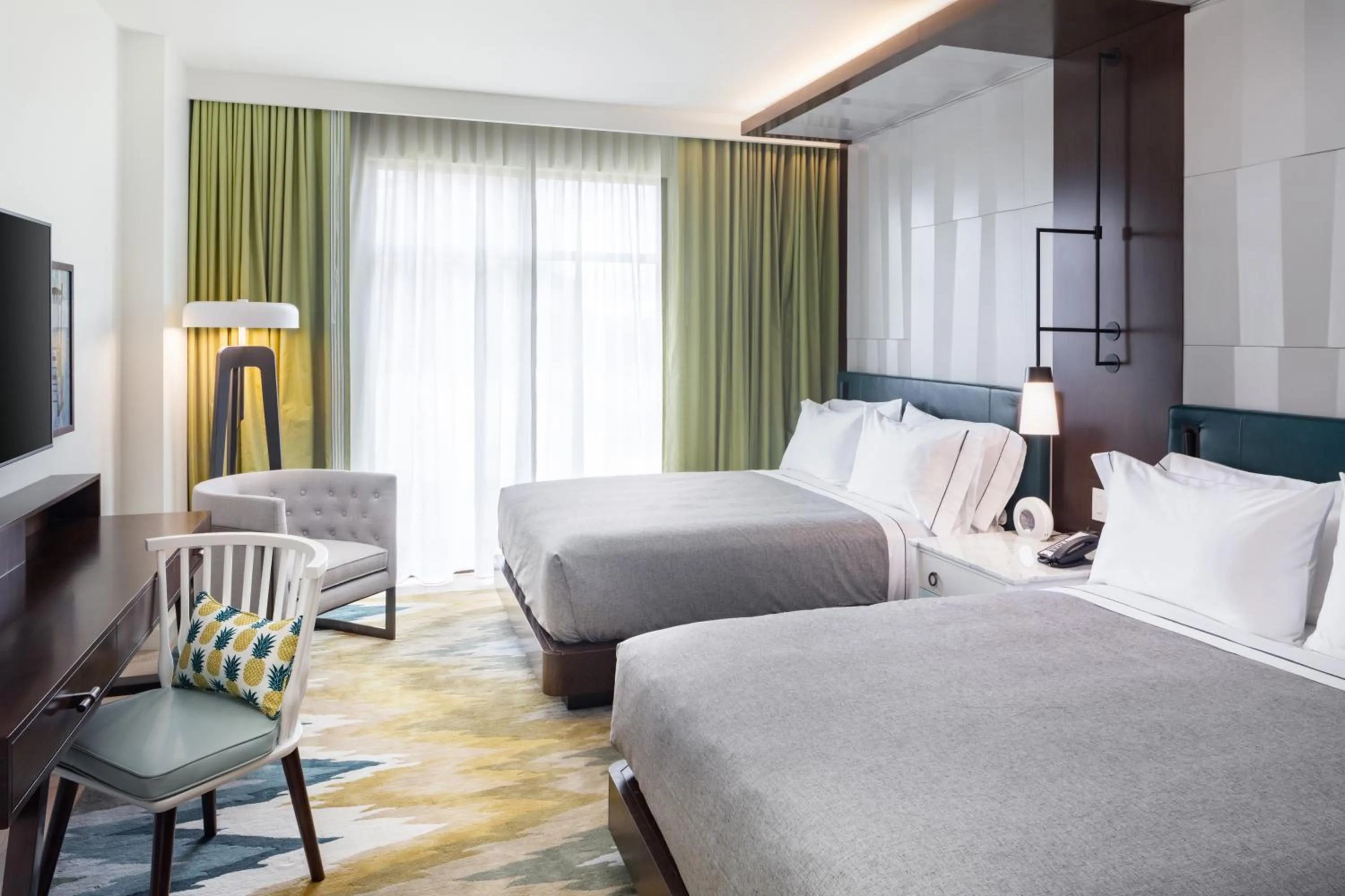 Photo of the whole room, Bed in Canopy By Hilton Charlotte SouthPark