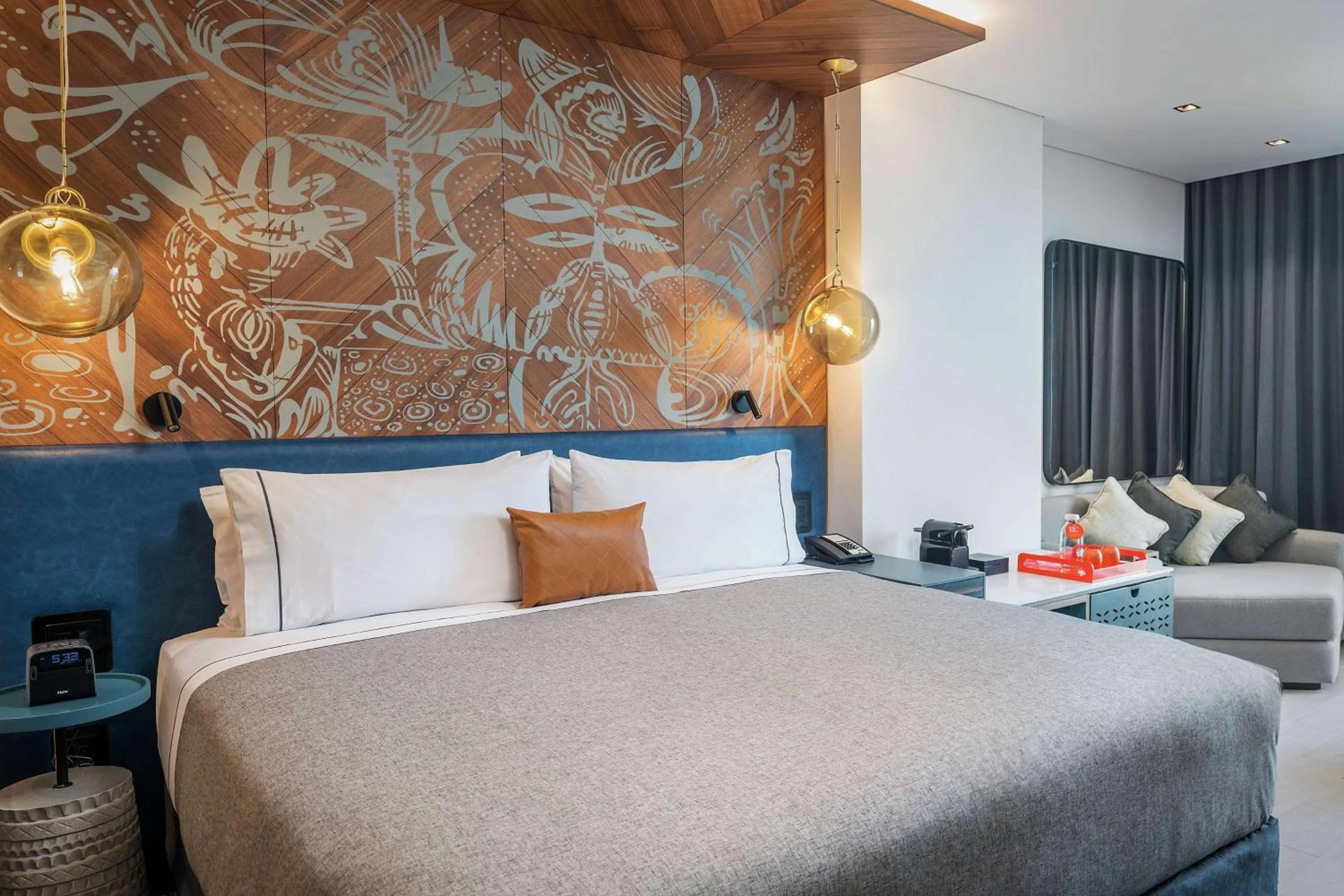 Bed in Canopy By Hilton Cancun La Isla