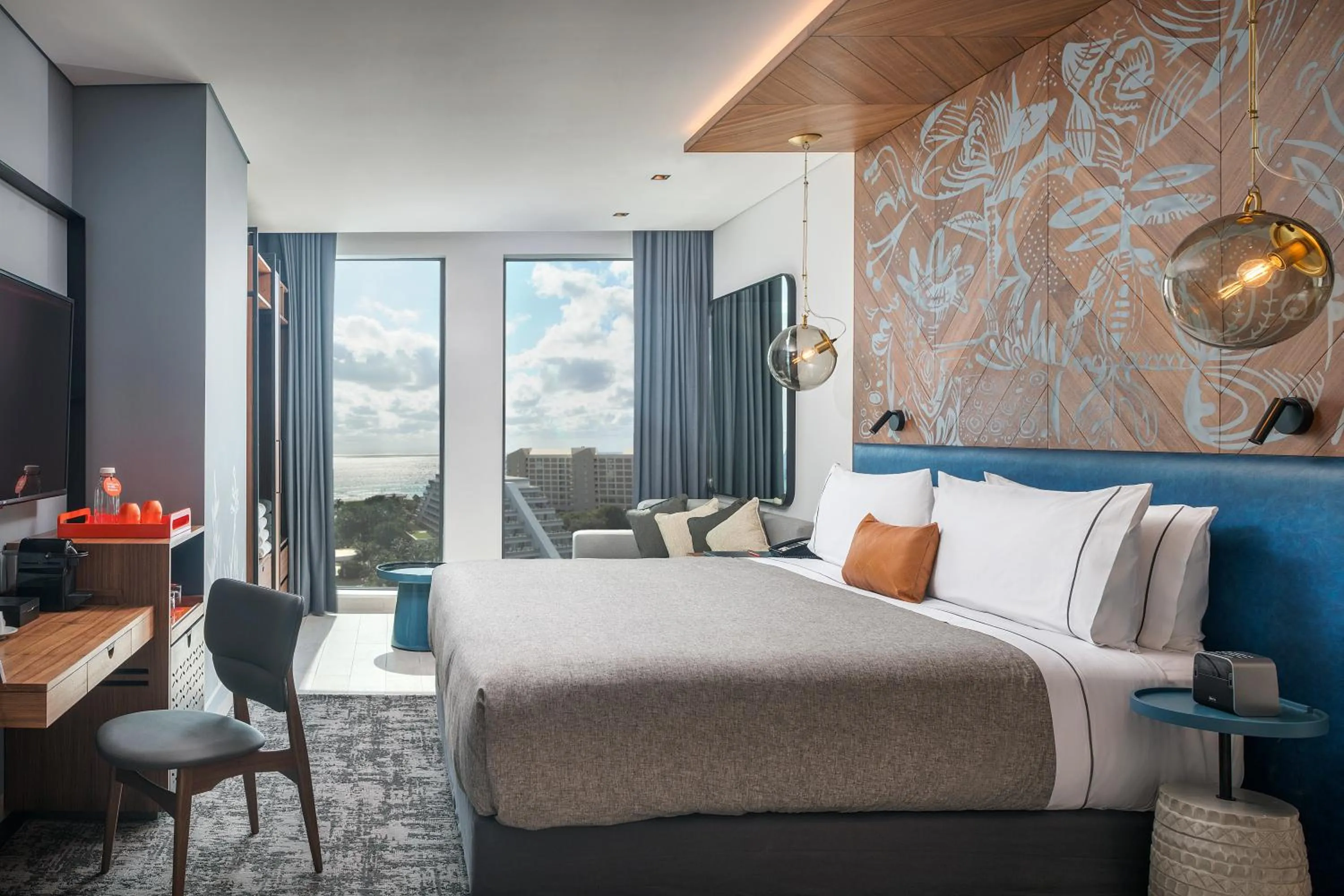 Street view, Bed in Canopy By Hilton Cancun La Isla