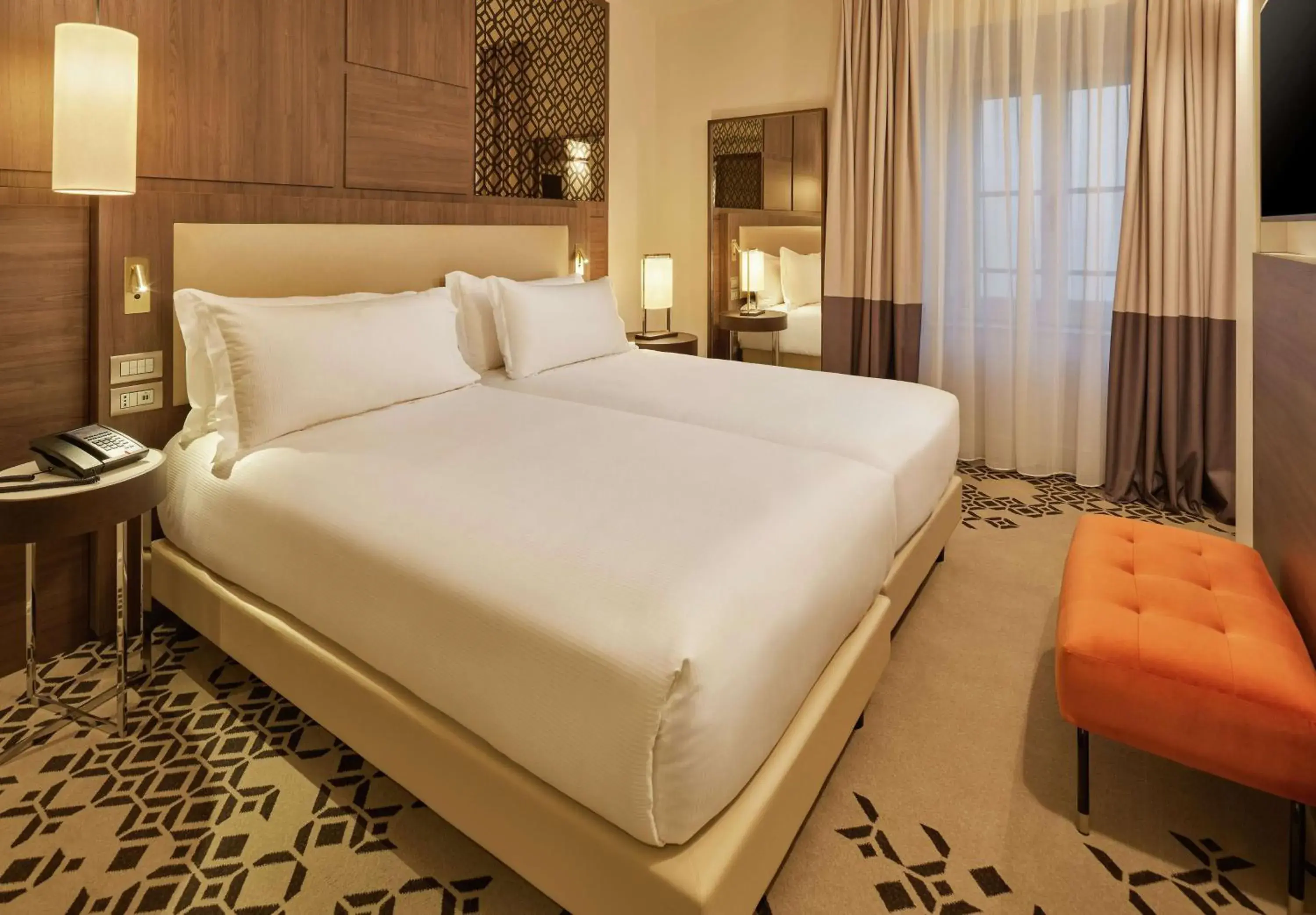 Deluxe Family Twin Room in DoubleTree By Hilton Trieste Deluxe Family Twin Room in DoubleTree By Hilton Trieste