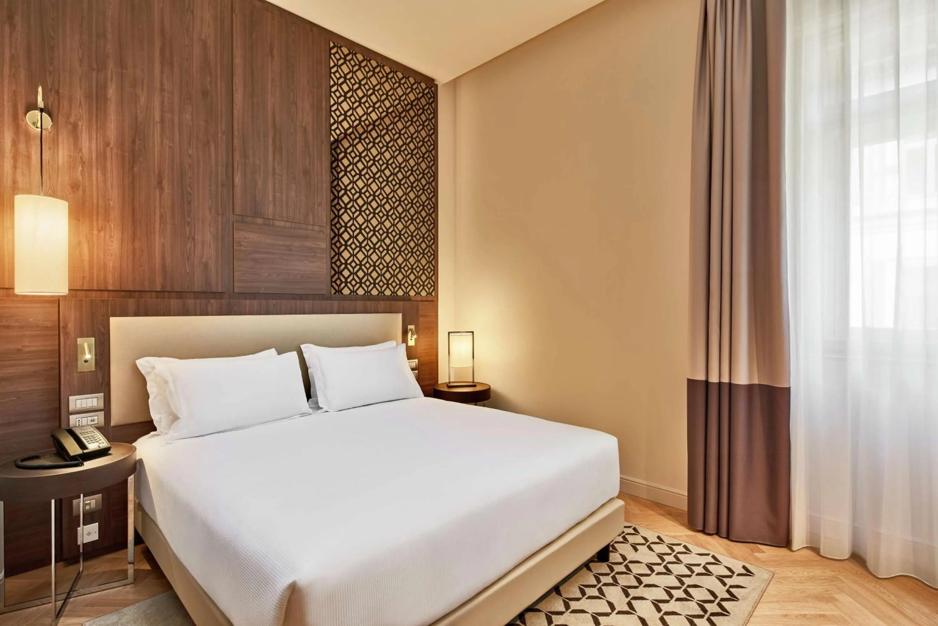 Bed in DoubleTree By Hilton Trieste