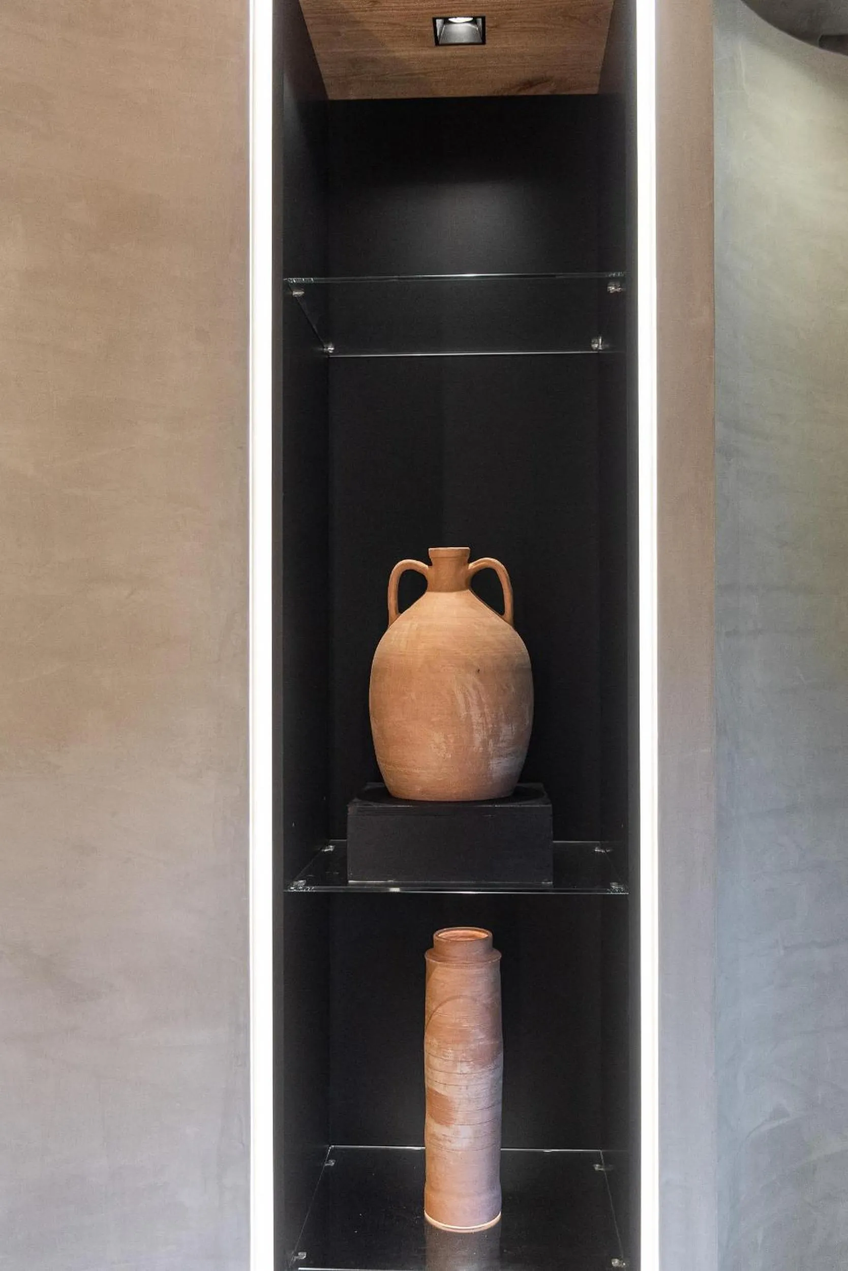 Decorative detail in Pilot Amphora Boutique Hotel "Adults Only"