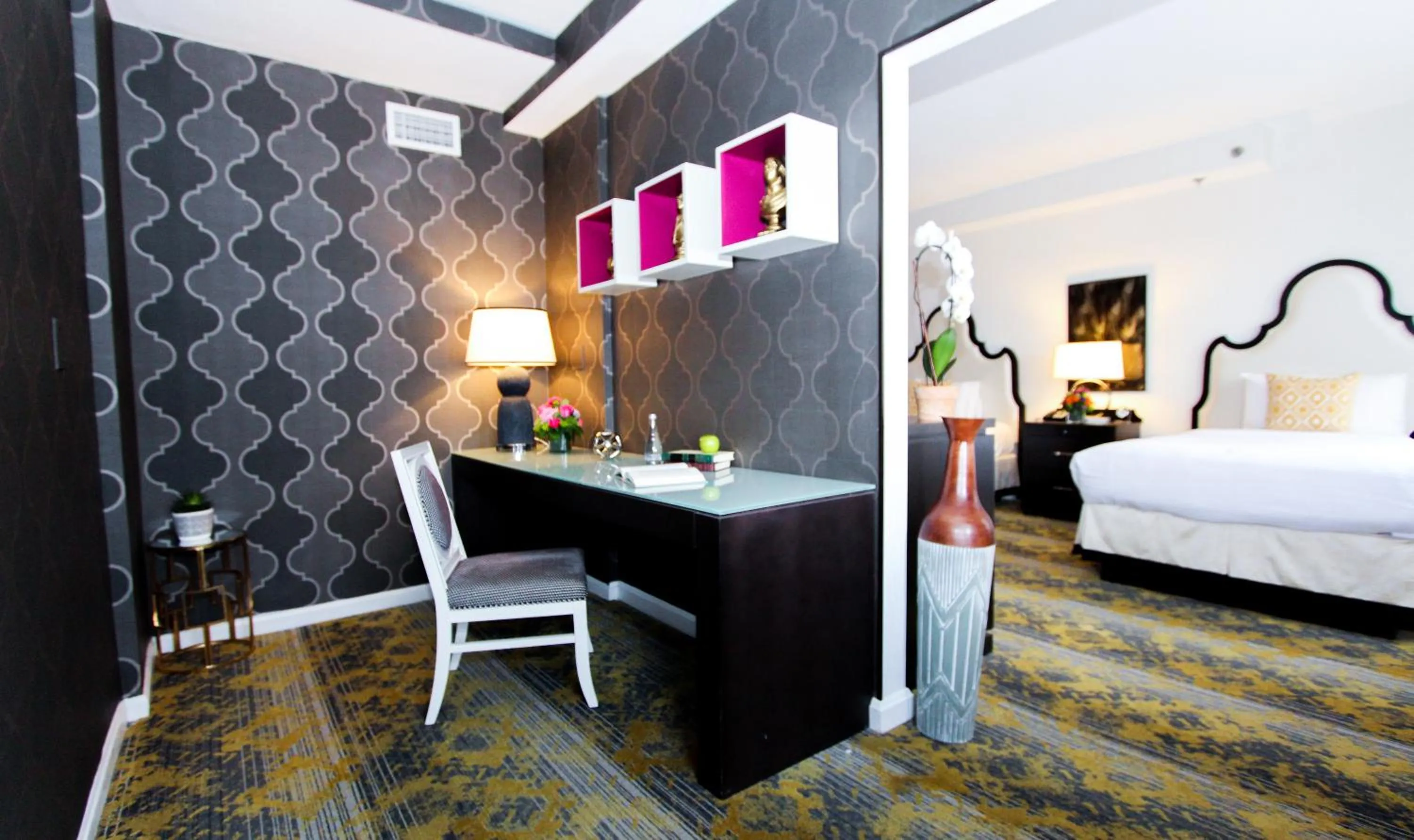 Photo of the whole room, Bed in The Churchill Hotel Near Embassy Row