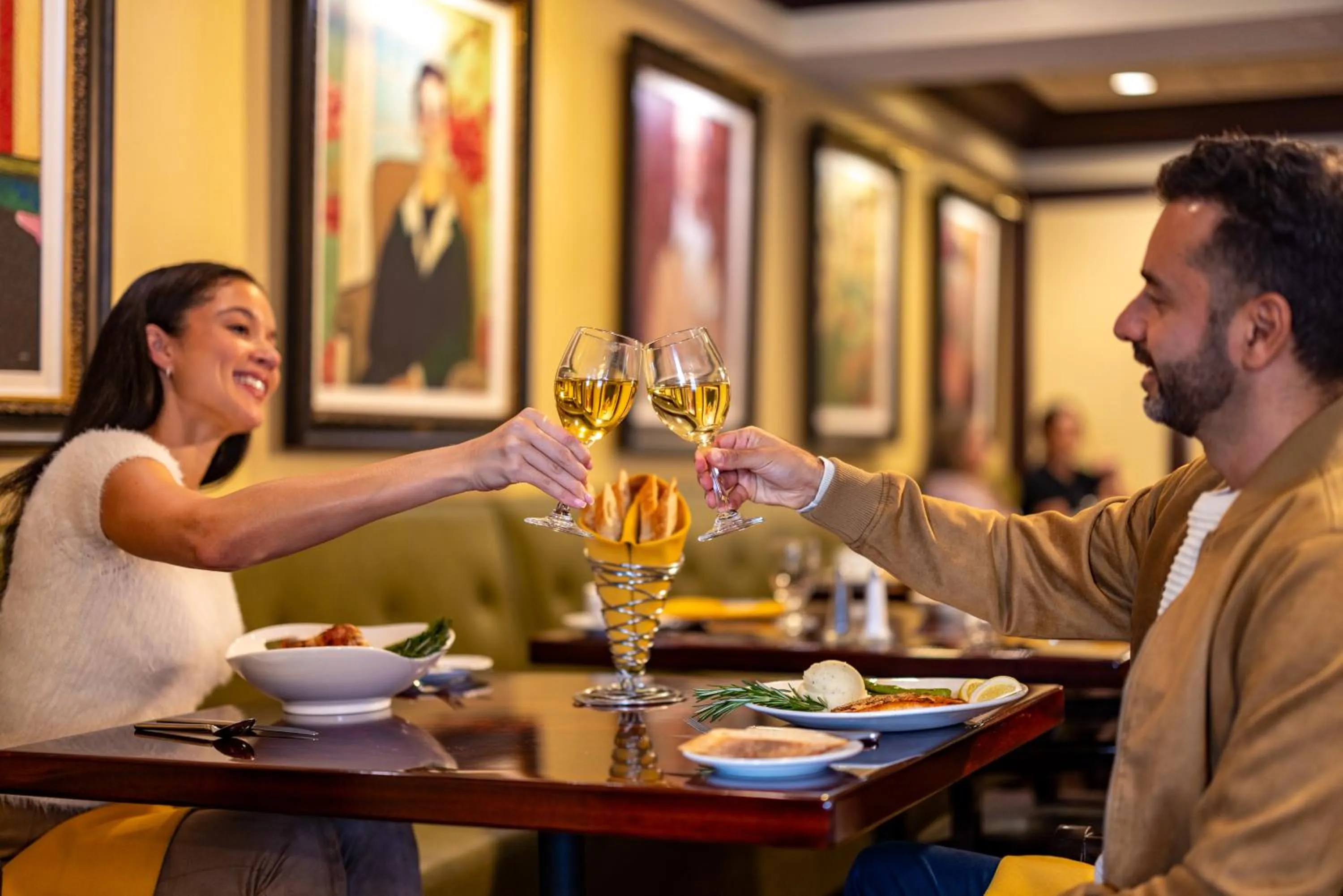 Food in The Churchill Hotel Near Embassy Row