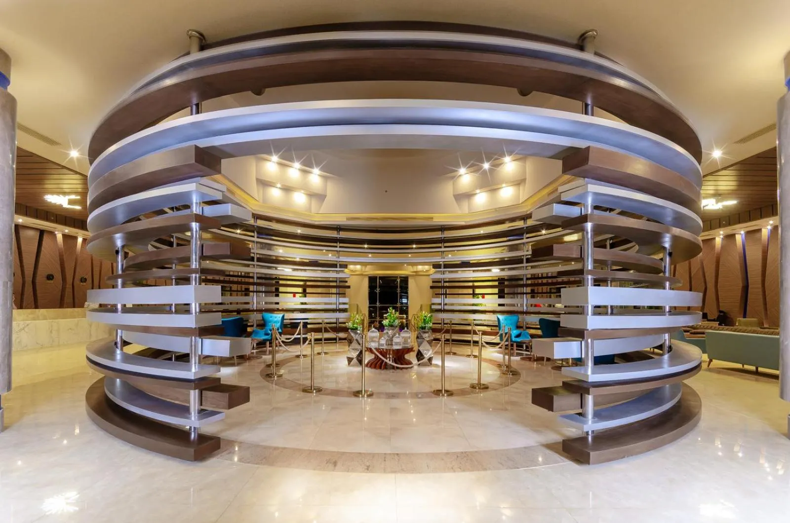 Lobby or reception in Titanic Royal-Families and Couples only