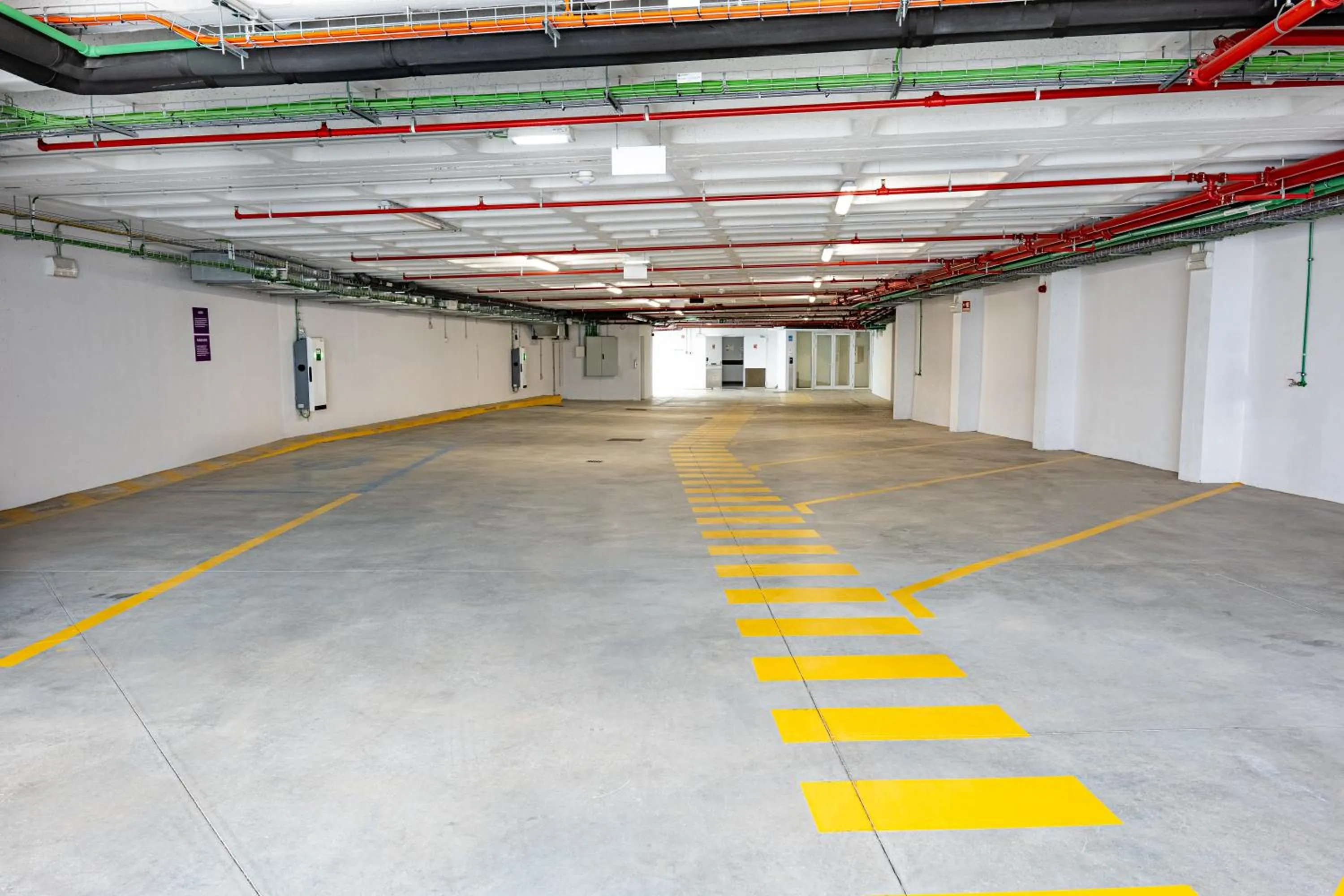 Parking in YOTEL Porto