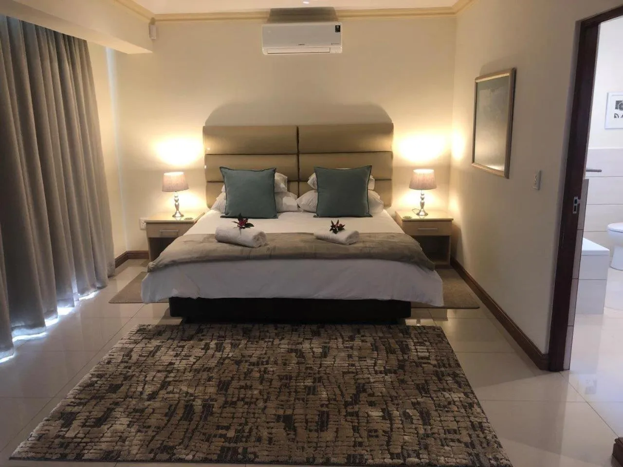 Bed in 1 Mountain Rd Boutique B & B