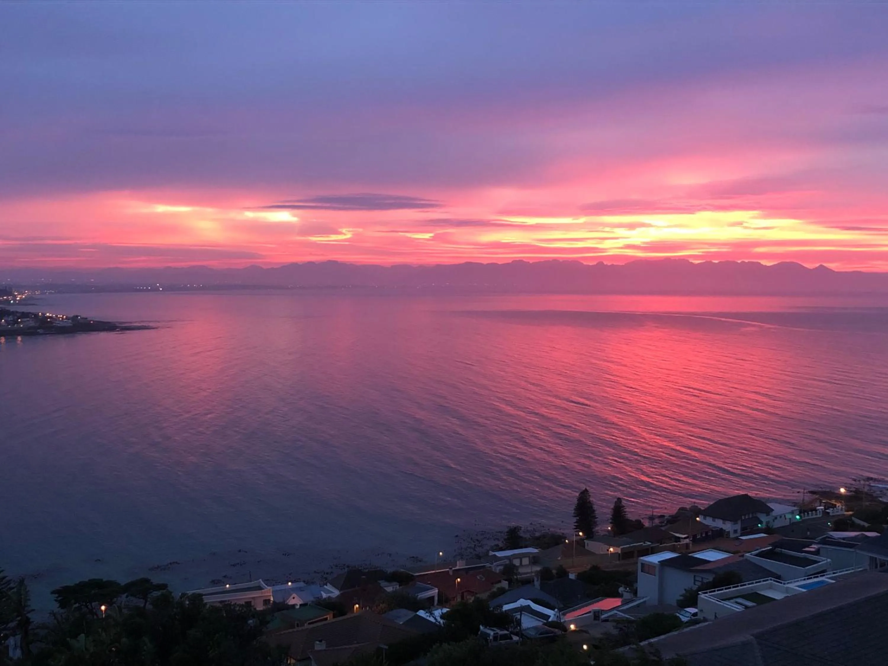 Sunrise in 1 Mountain Rd Boutique B & B