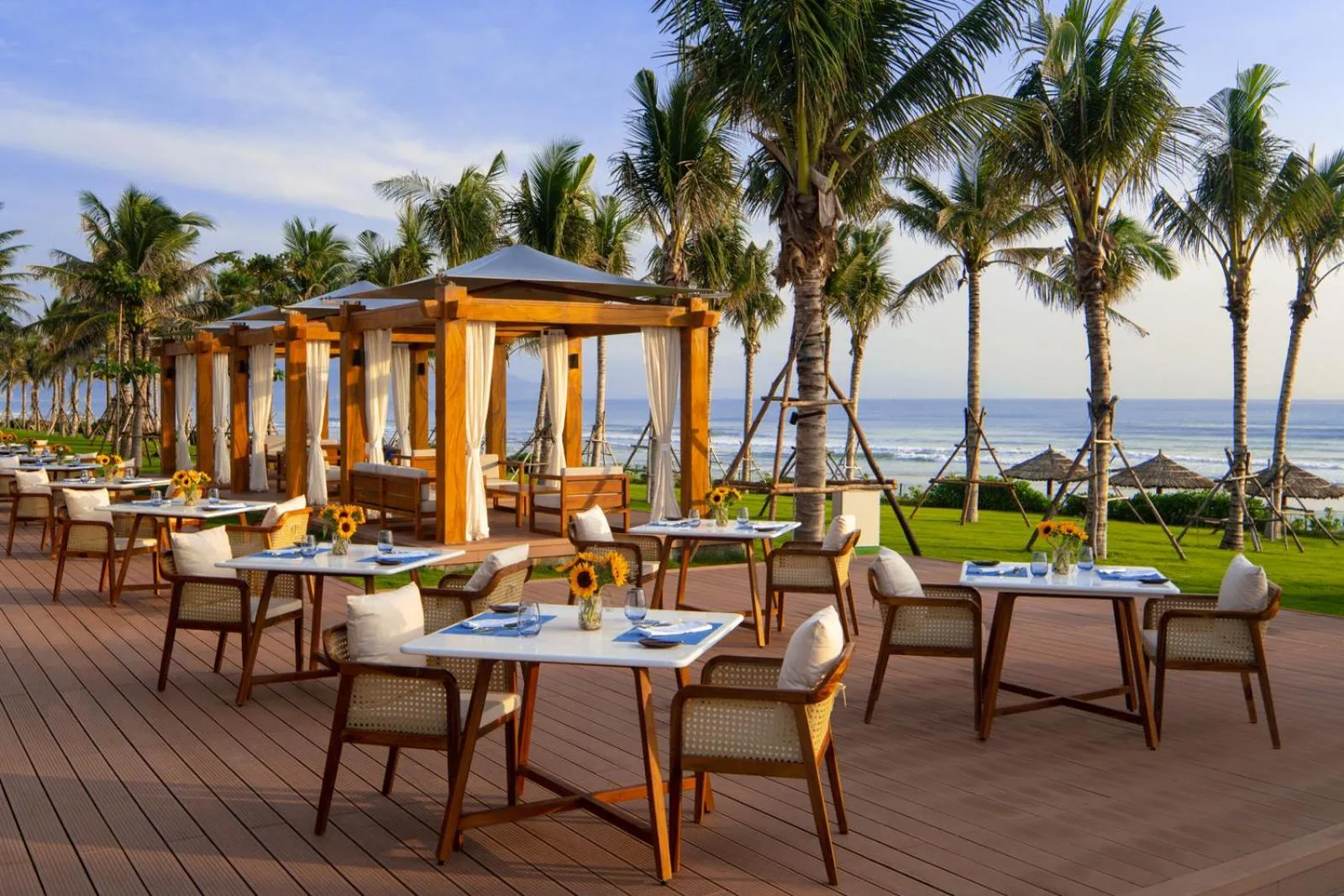 Restaurant/places to eat in Mövenpick Resort Cam Ranh