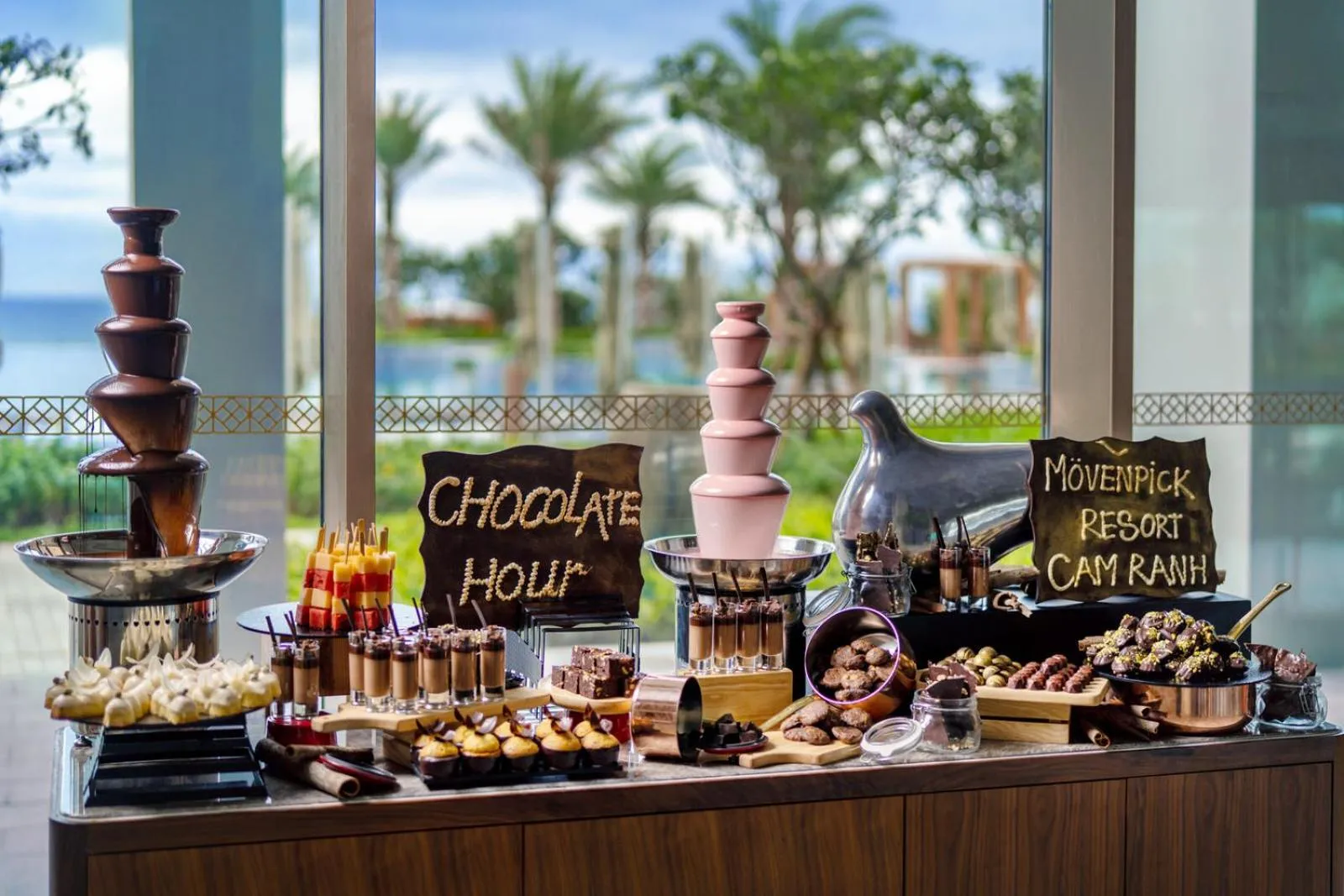 Food and drinks in Mövenpick Resort Cam Ranh