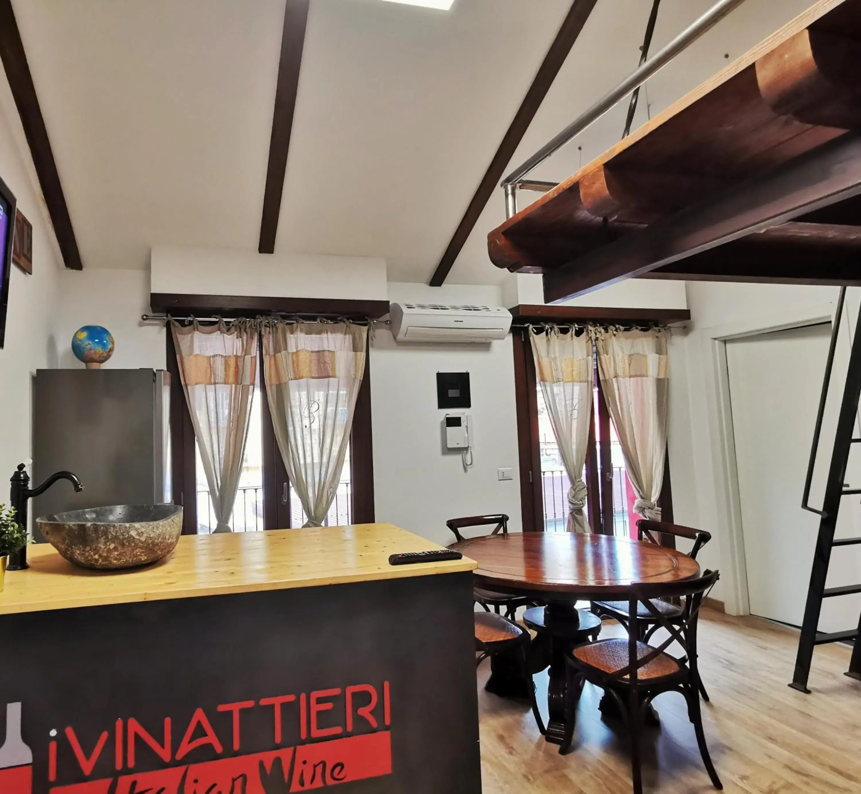 Apartment with Terrace in Regis B&B Camere centro storico Apartment with Terrace in Regis B&B Camere centro storico